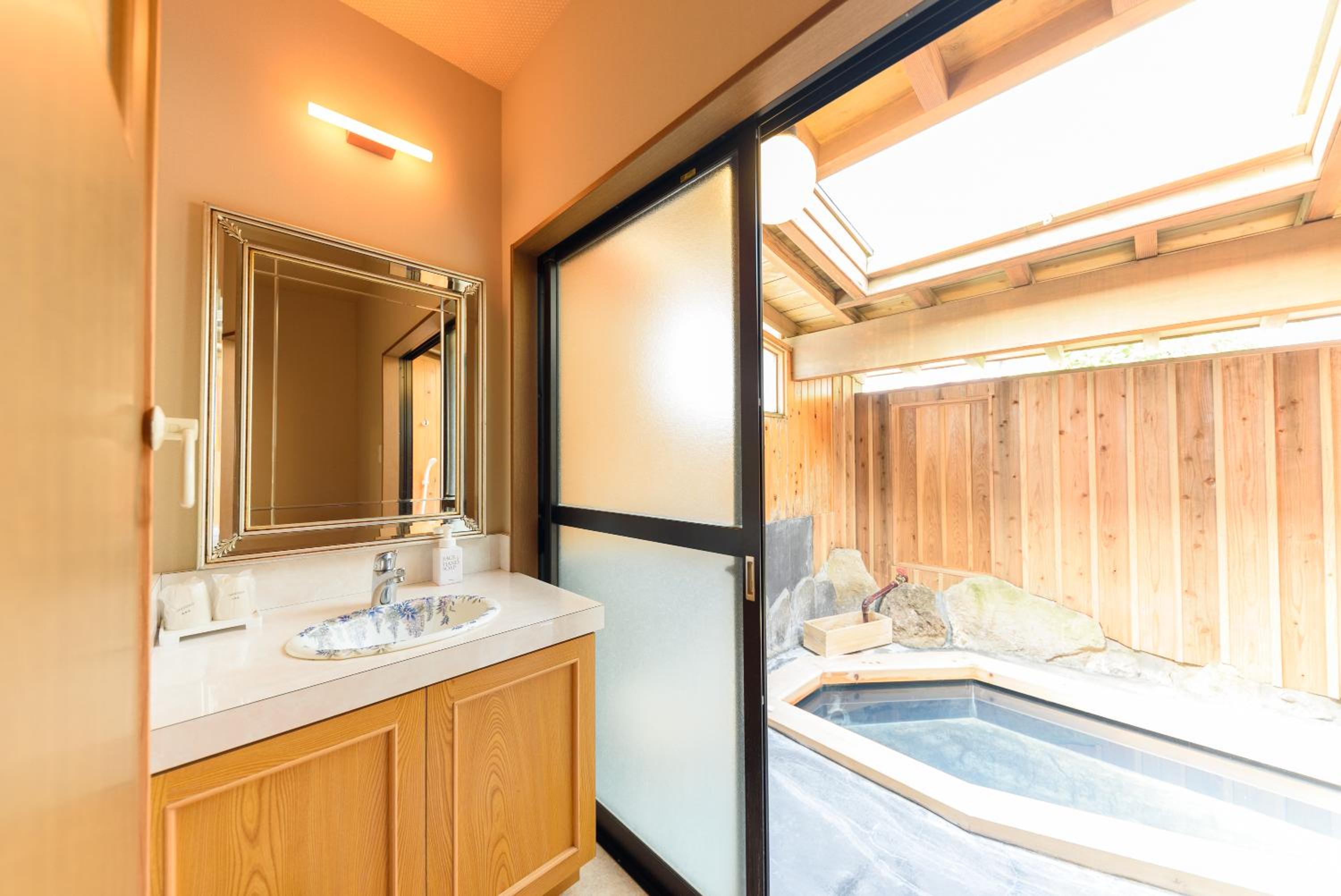 Japanese-Style Room with Private Bath(No.6) photo 2