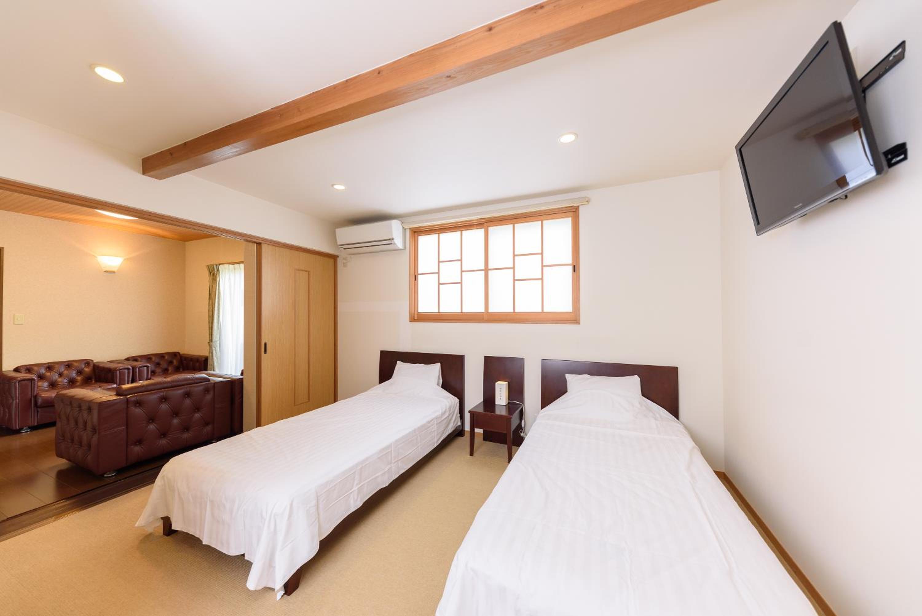 Japanese-Style Western Room with Private Bath(No.100) photo 1