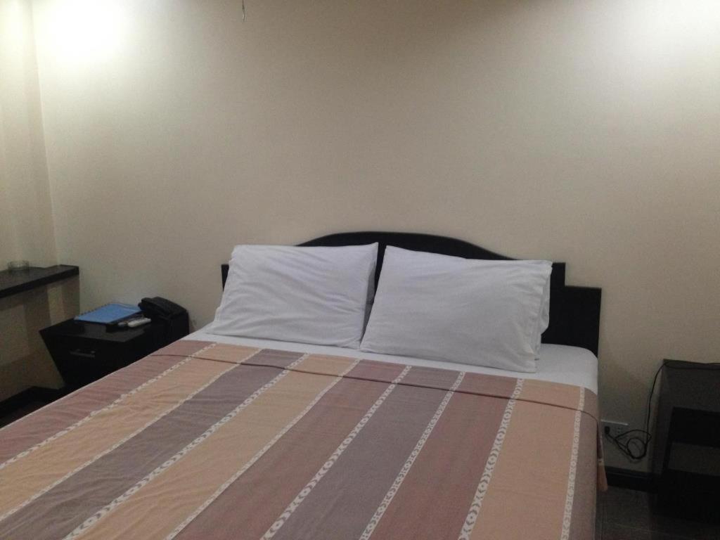 King Room with Pool View photo 1