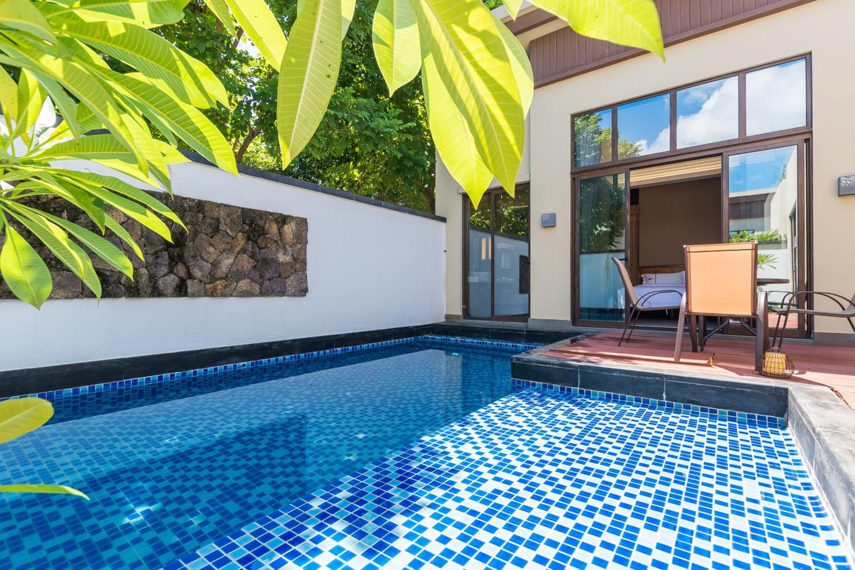 Three-Bedroom Villa with Private Pool - Photo 51