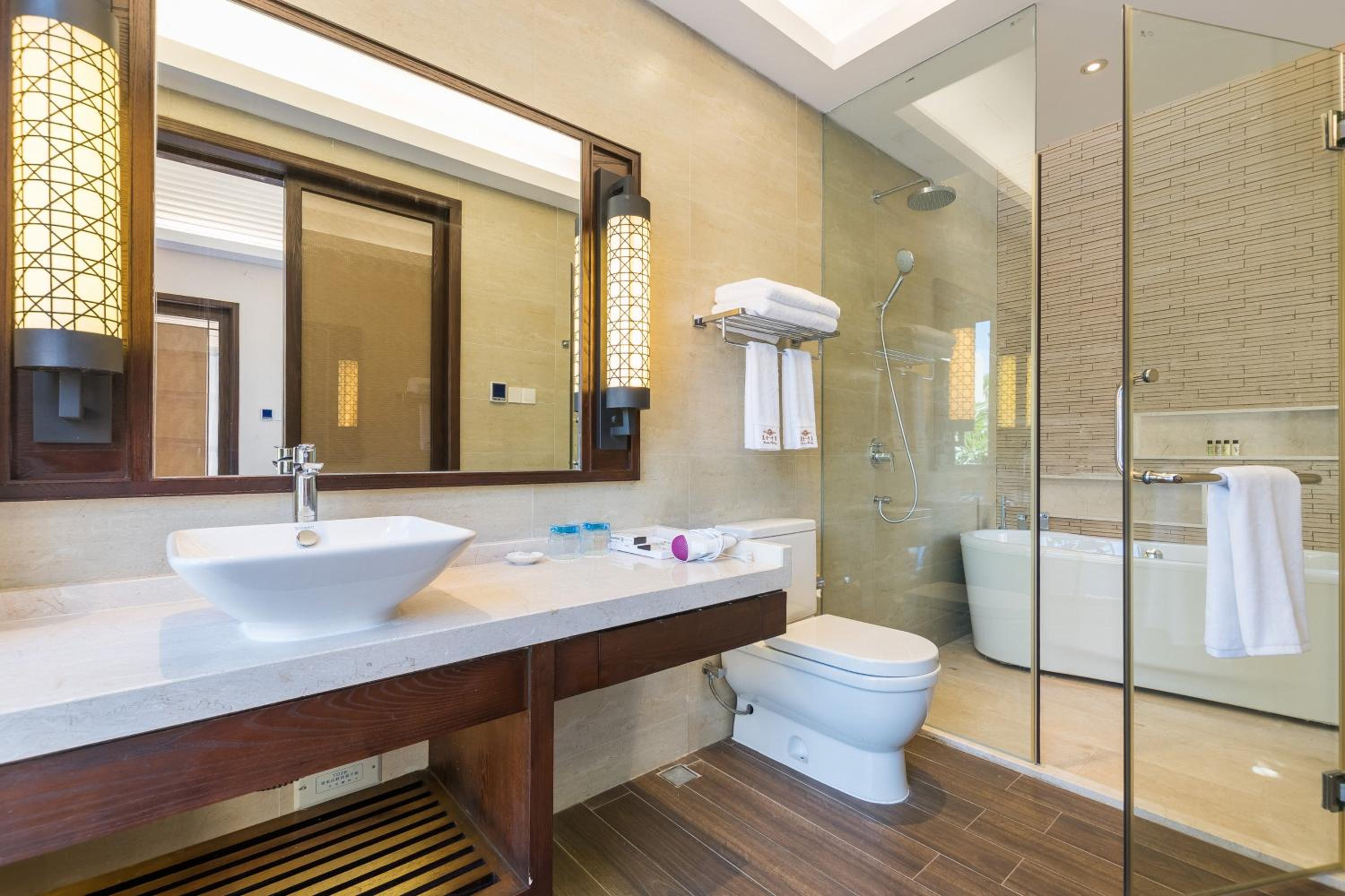 Three-Bedroom Villa with Private Pool - Photo 9