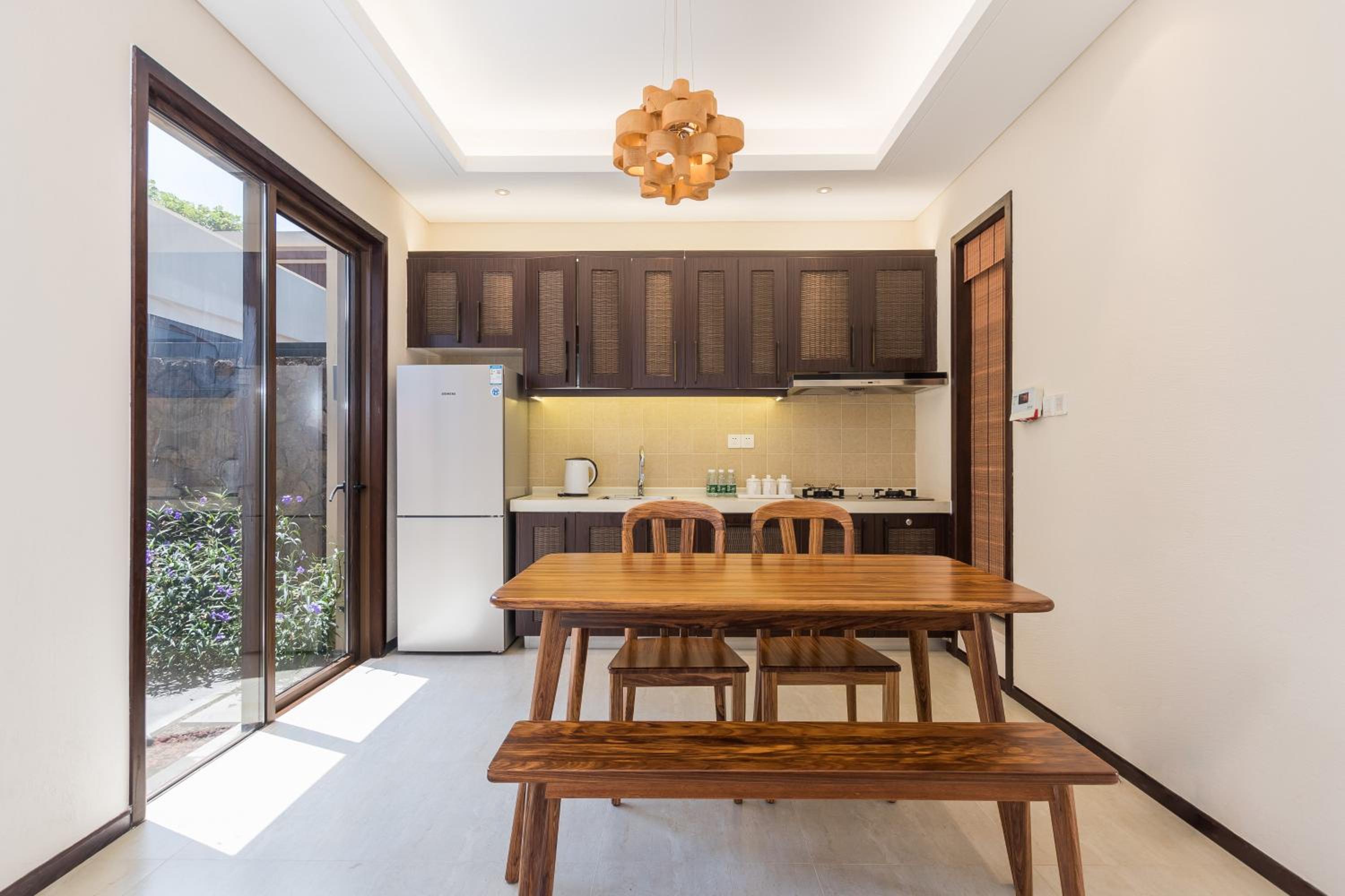 Three-Bedroom Villa with Private Pool - Photo 24
