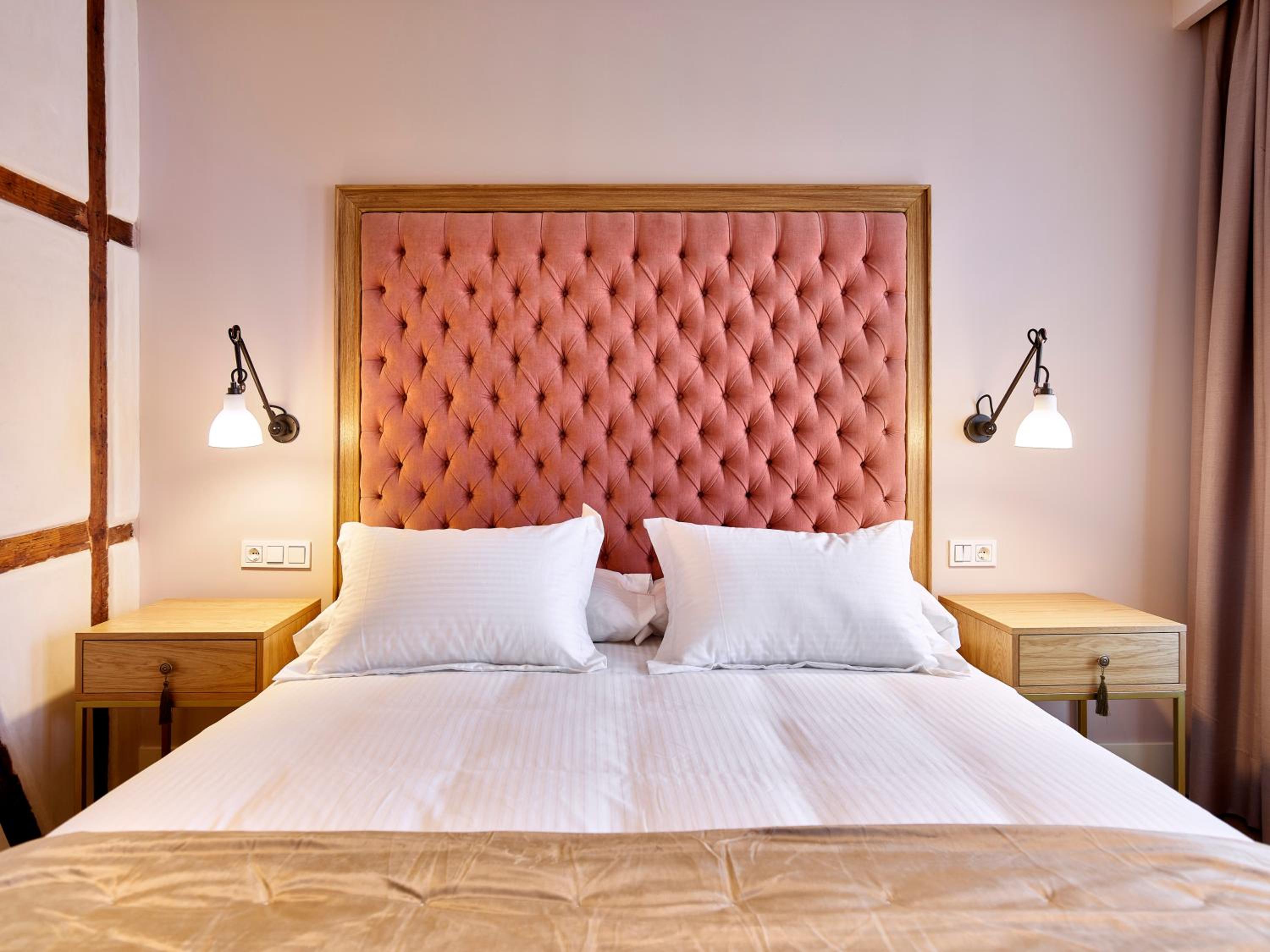 Deluxe Double Room - Photo 6