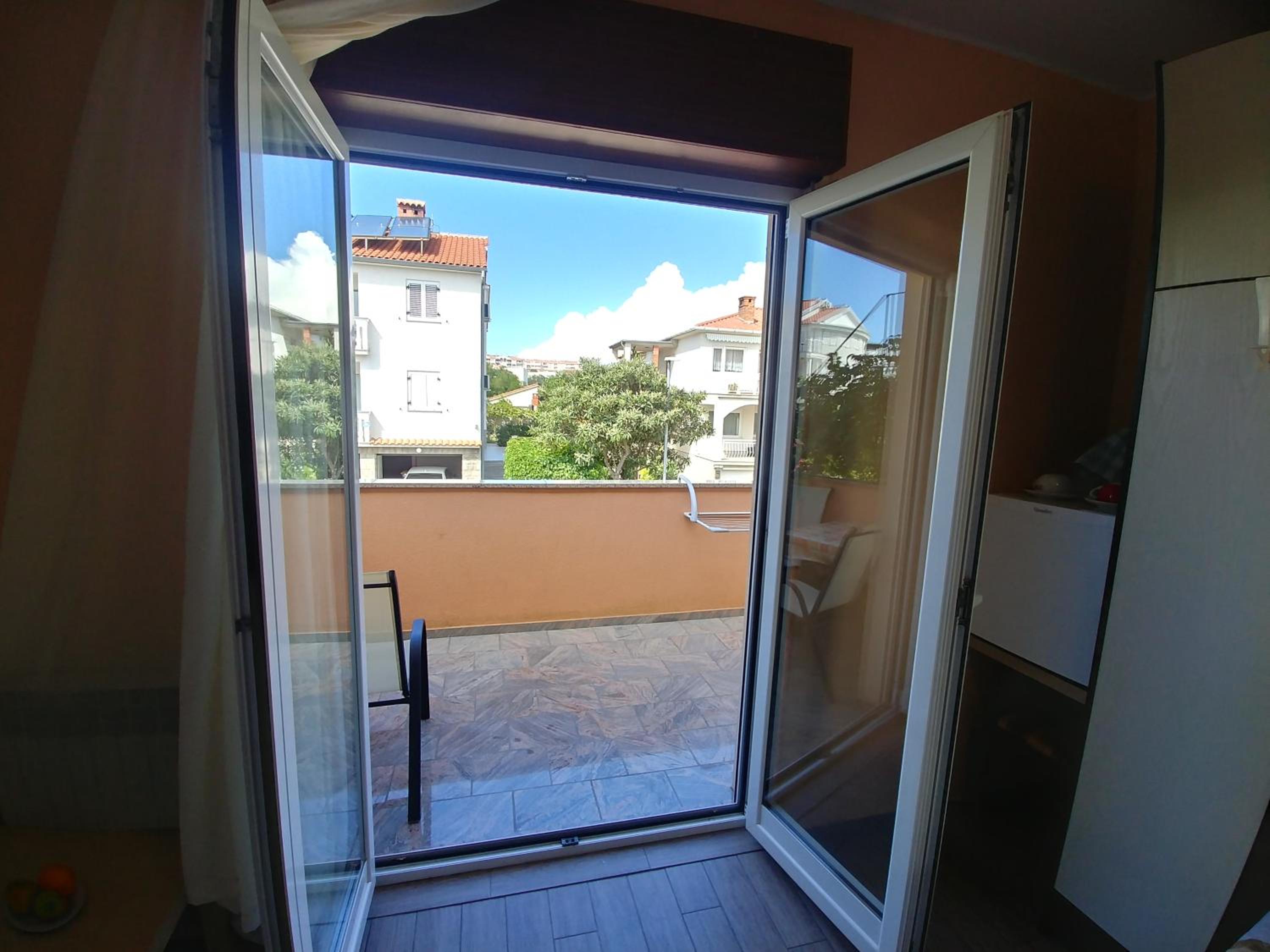 Deluxe Double Room with Balcony photo 3