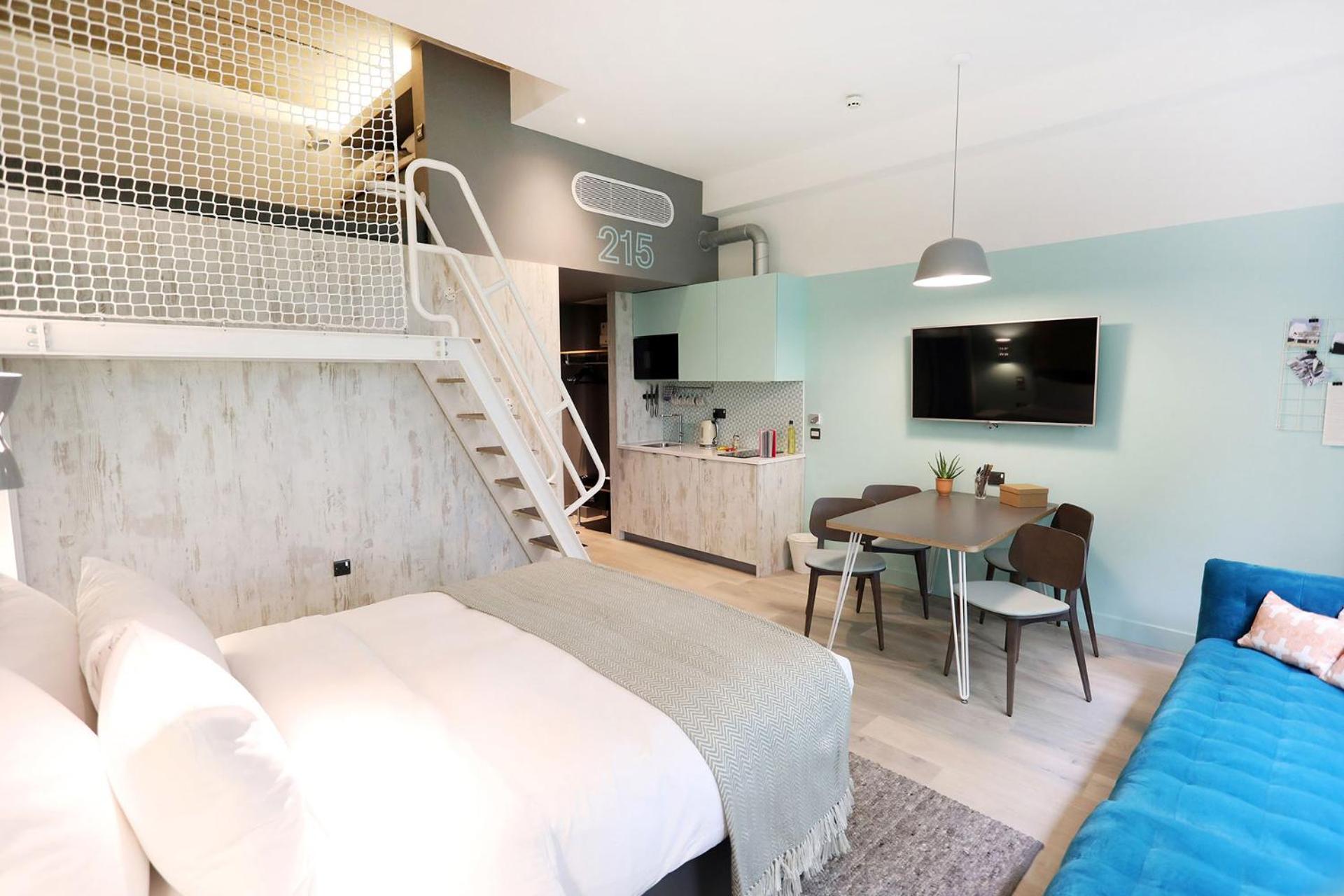 Loft Living photo 3