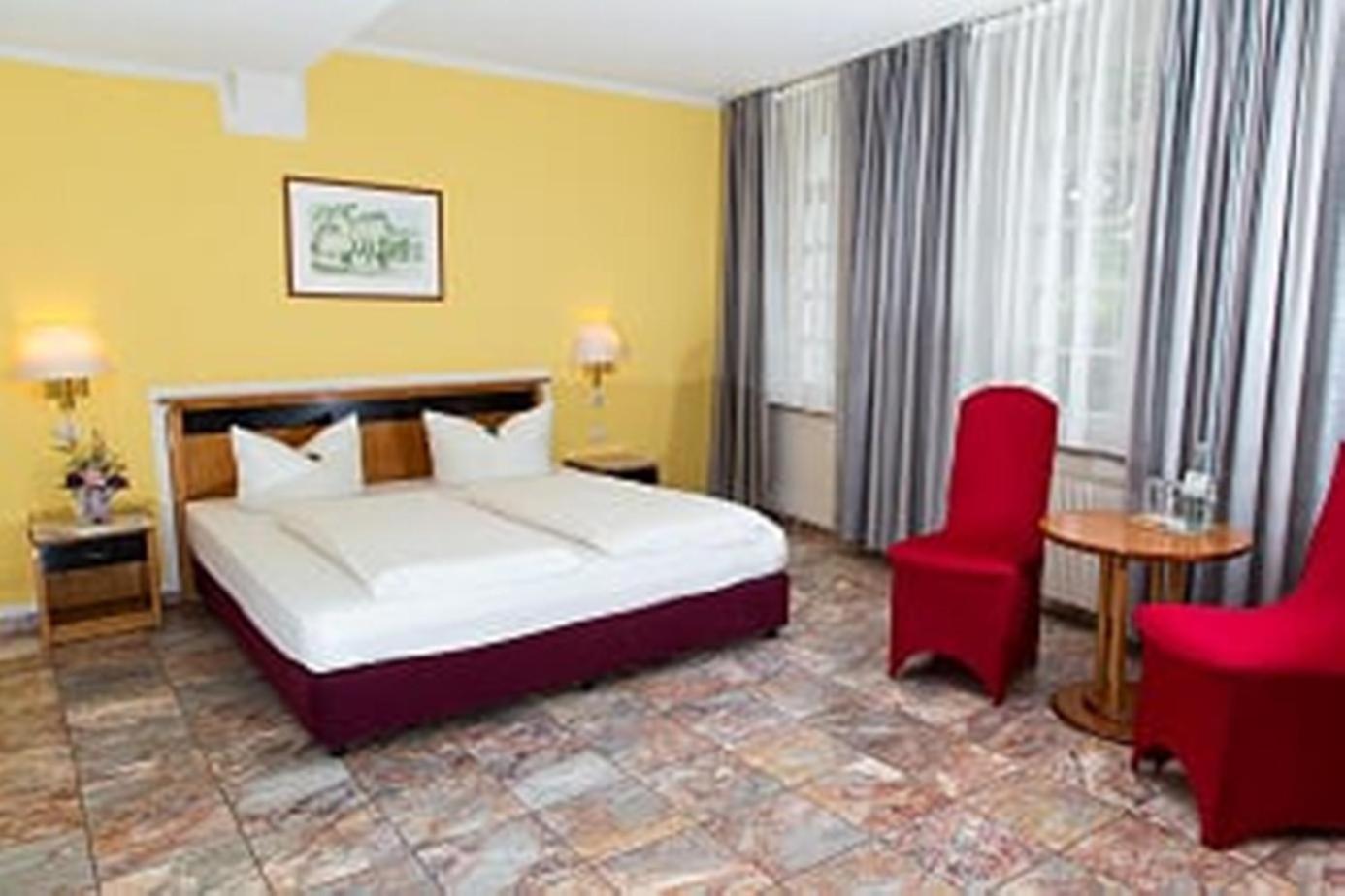 Standard Double Room photo 2