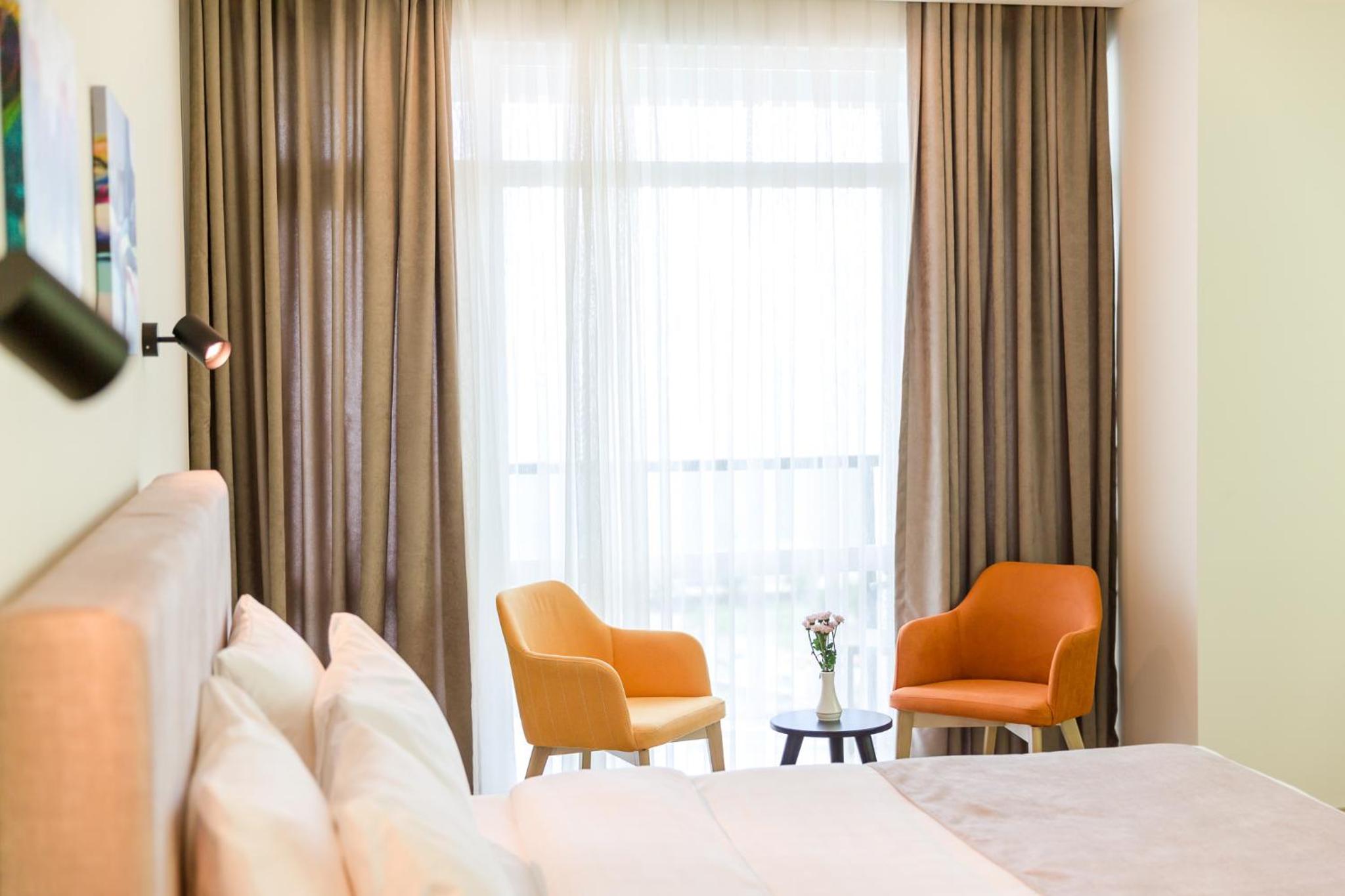 King Room with Balcony and Sea View photo 2