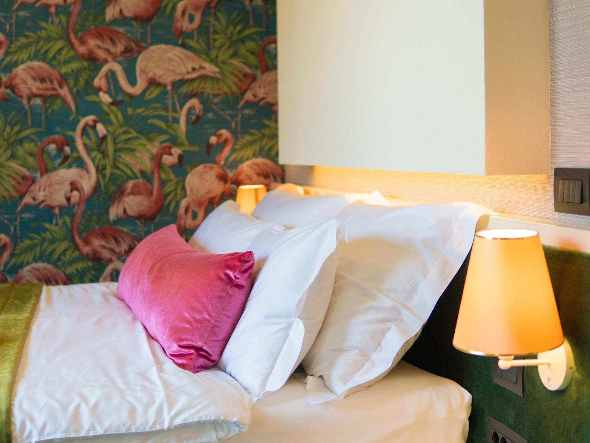 Standard Double Room Side View - Photo 1