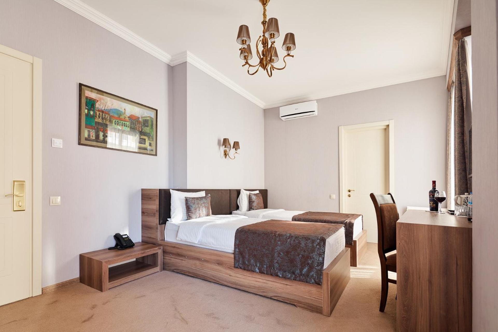Budget Twin Room photo 2