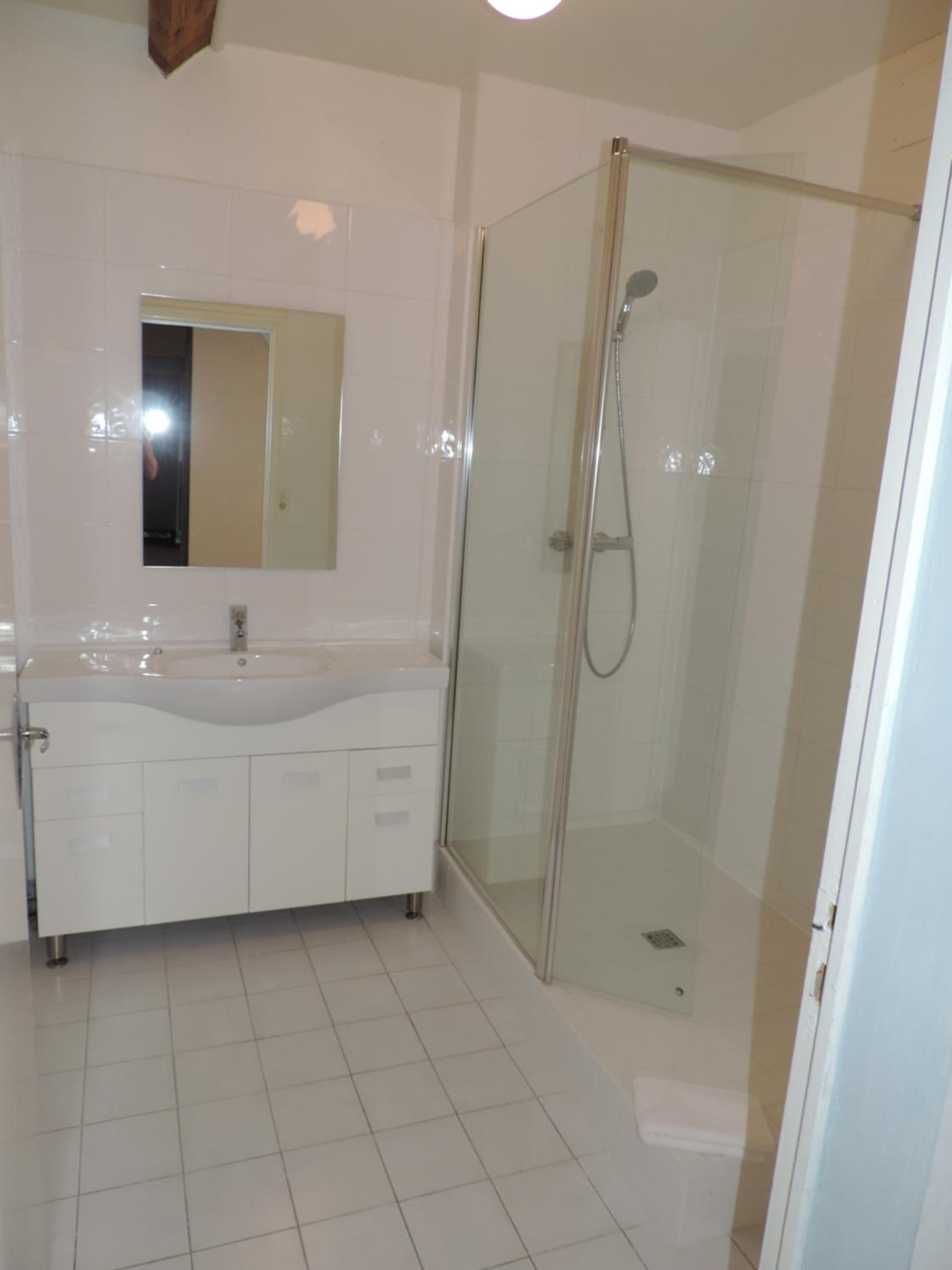 Standard Double Room with Shared Bathroom photo 2