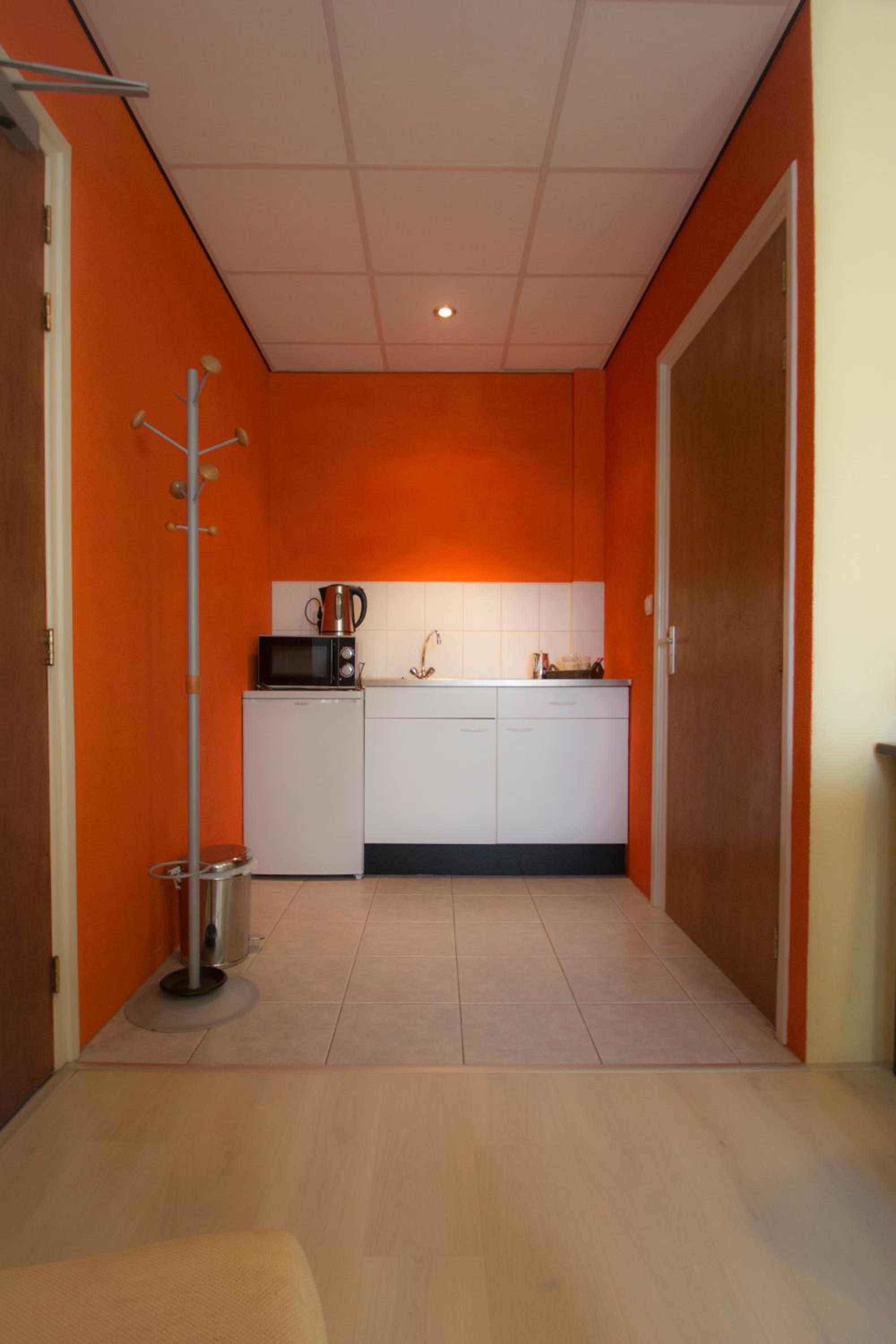 Double Room with Private Bathroom - Photo 4