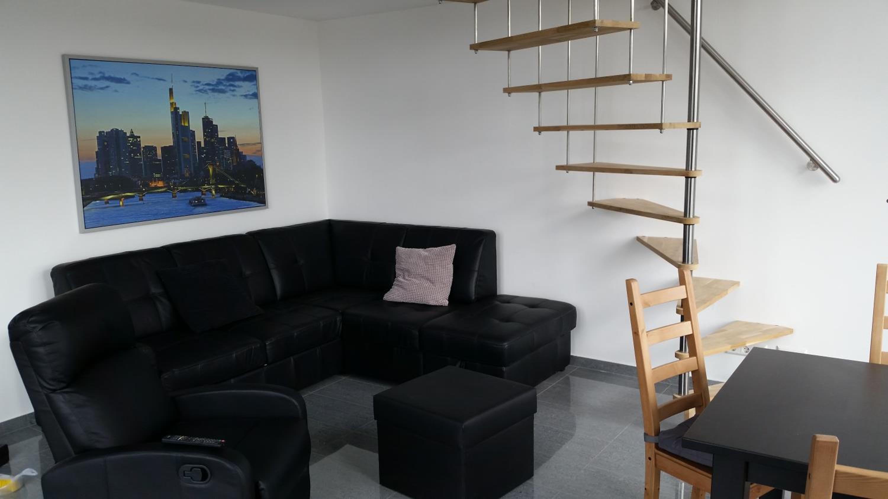 Apartment photo 2
