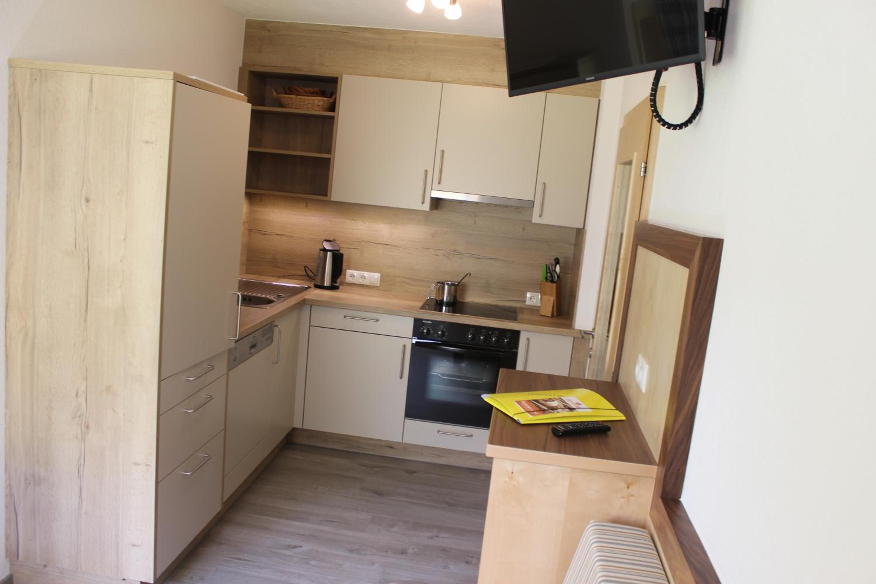 Two-Bedroom Apartment with Terrace photo 3