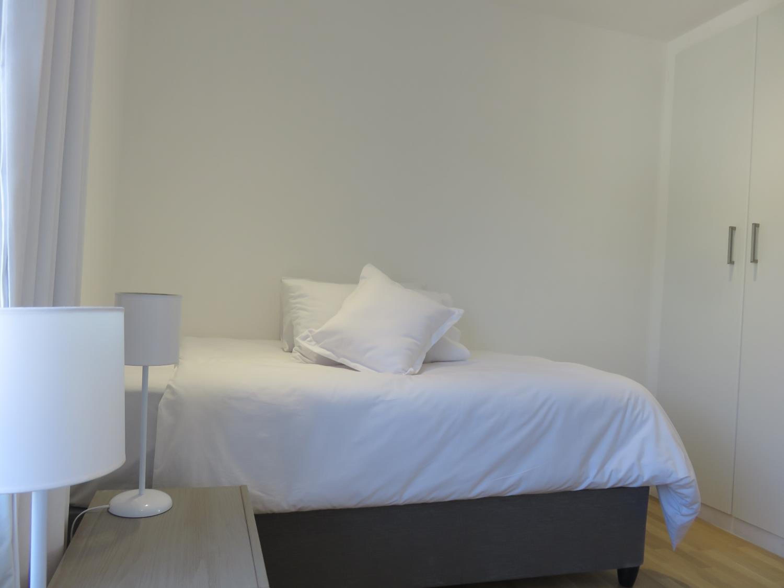 Deluxe Family Suite - Photo 5