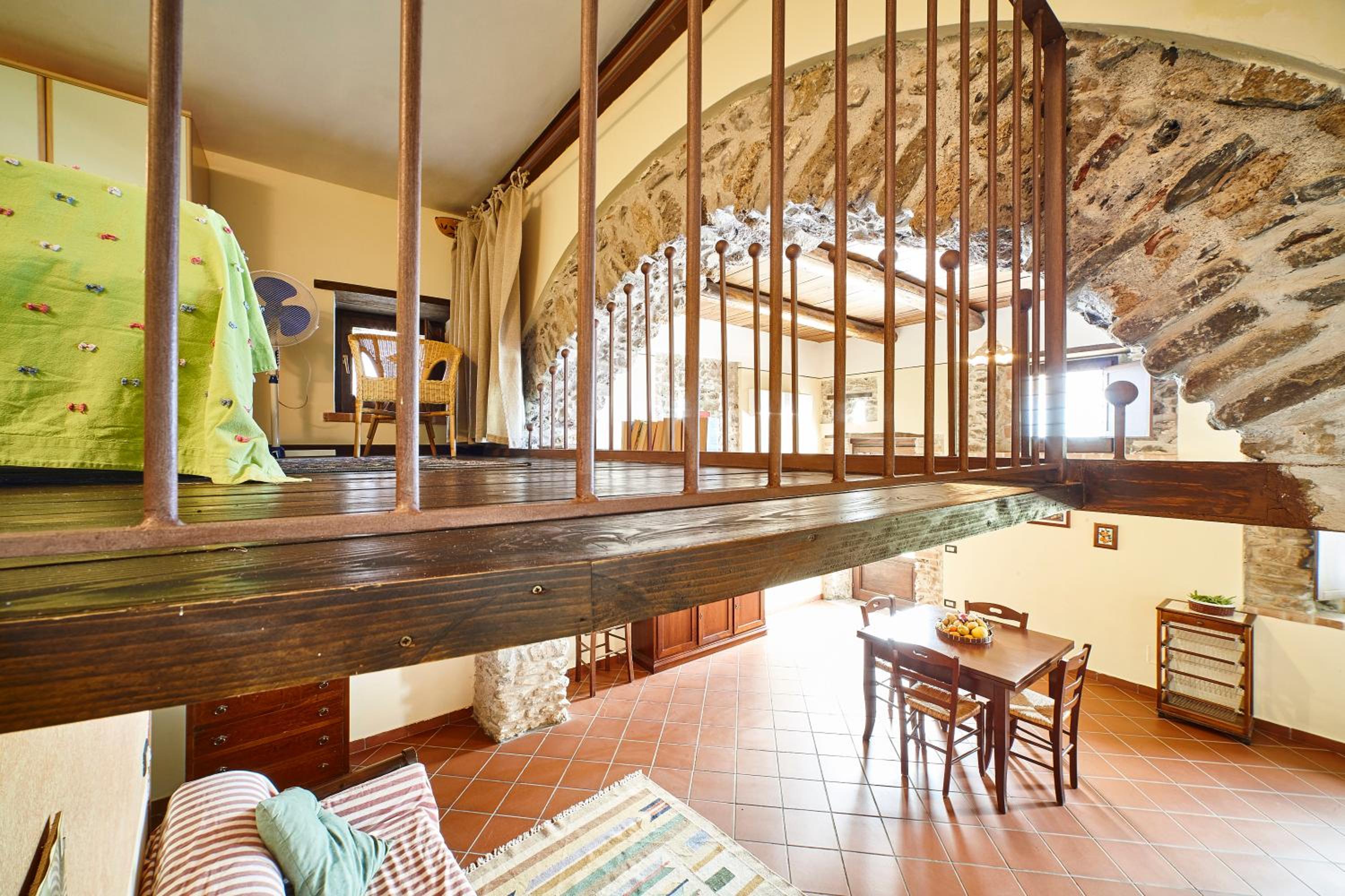 Studio Apartment photo 3