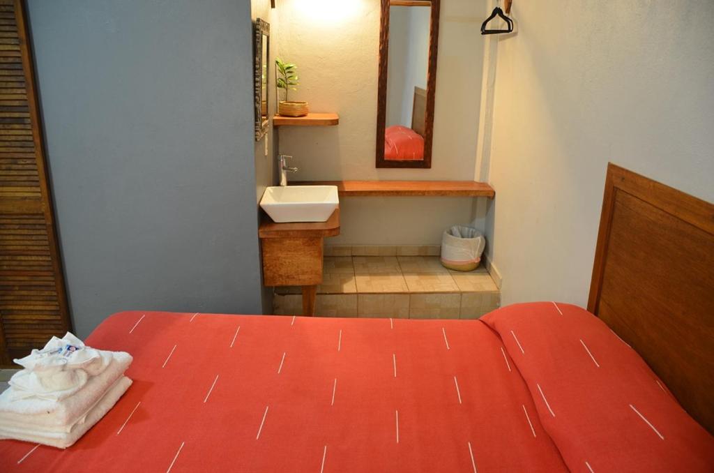 Standard Double Room photo 3