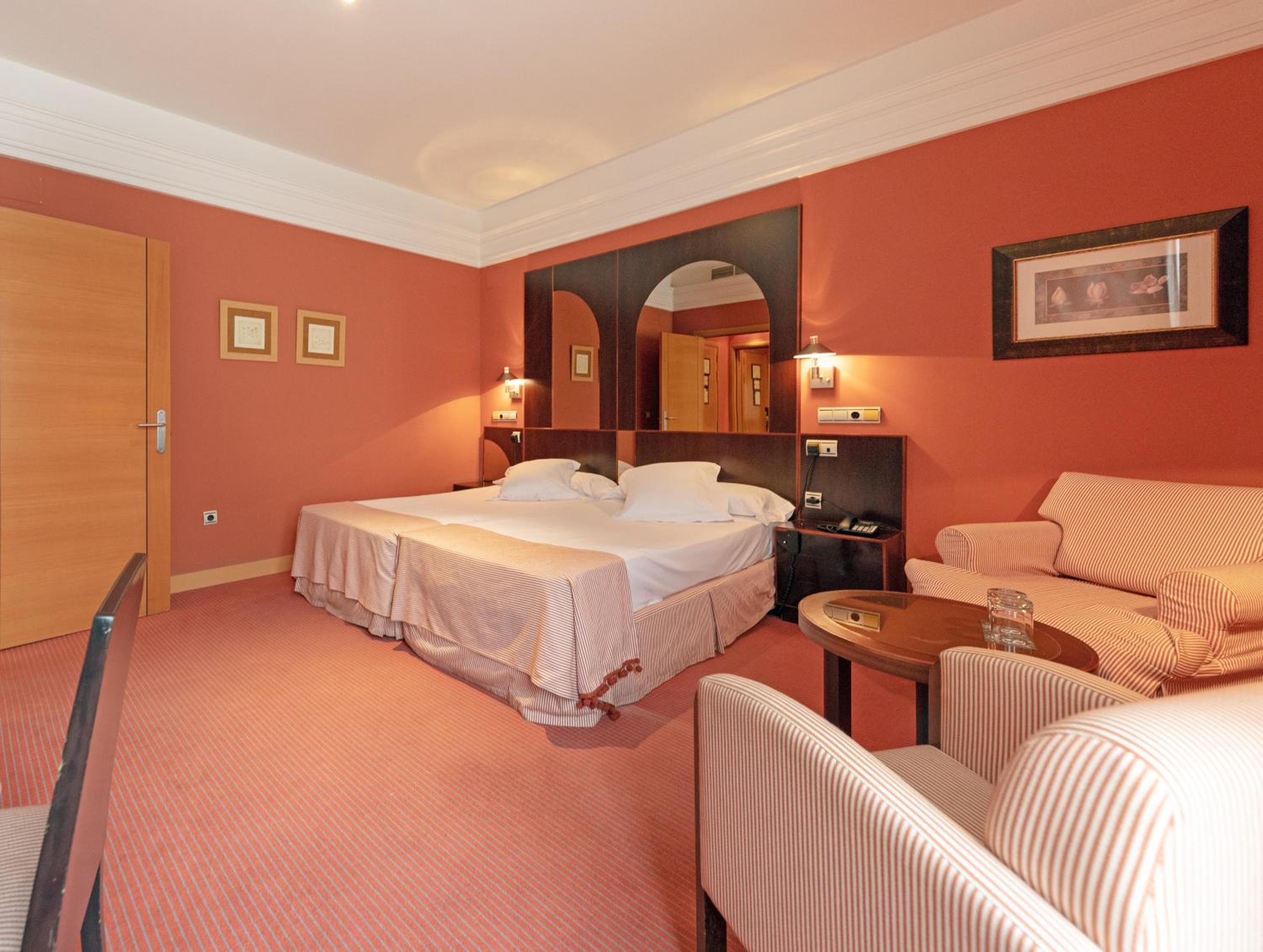 Double or Twin Room - Photo 1