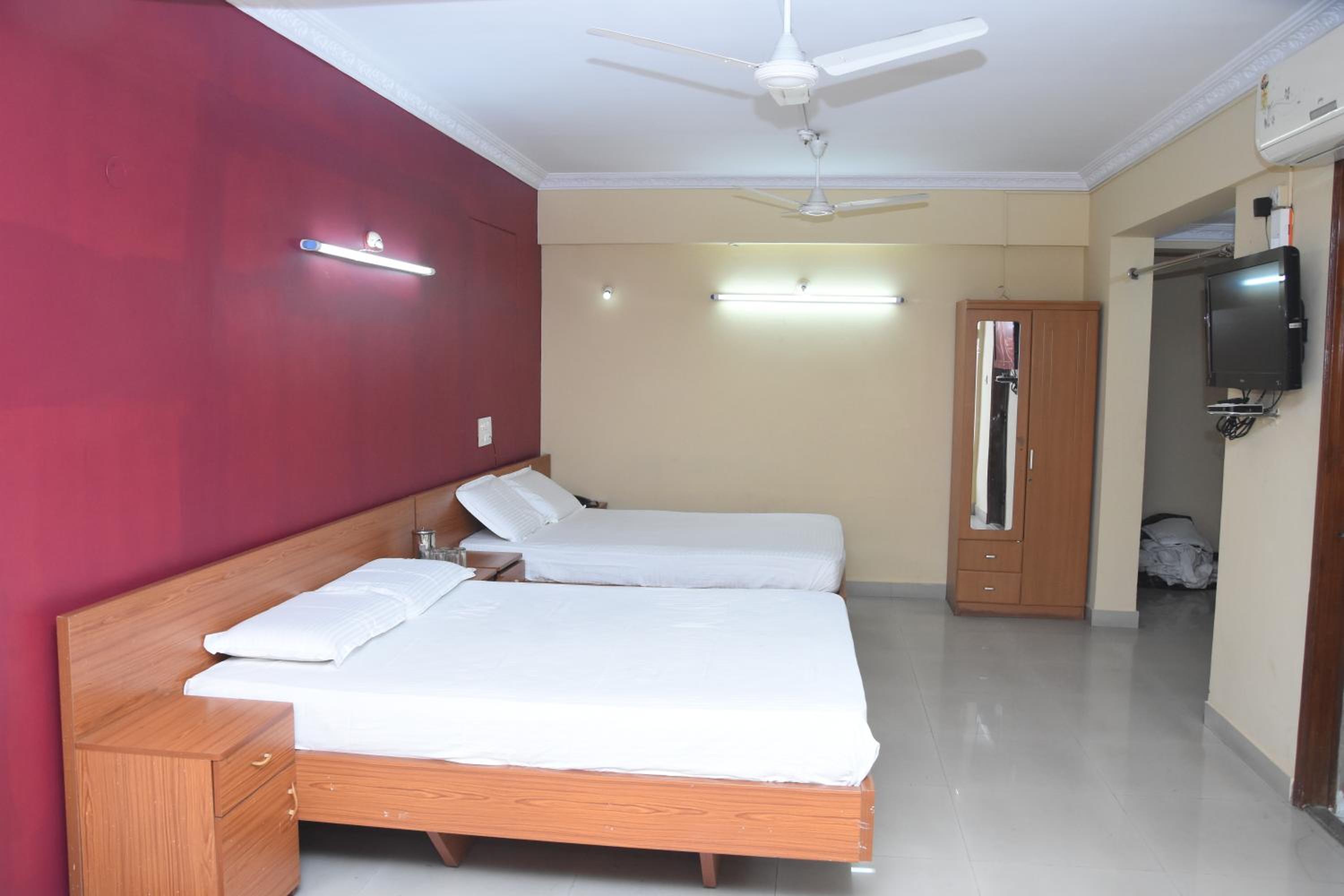 Deluxe Quadruple Room