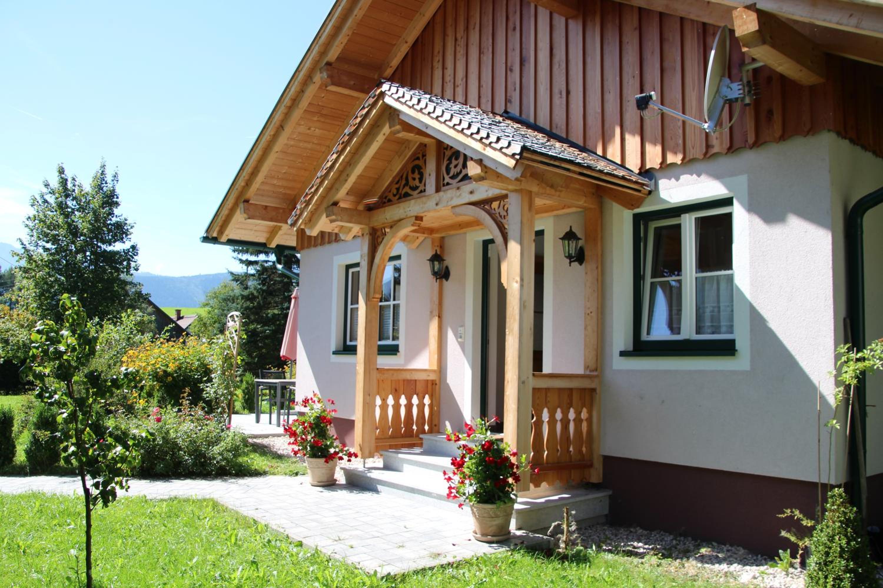 Two-Bedroom House photo 3