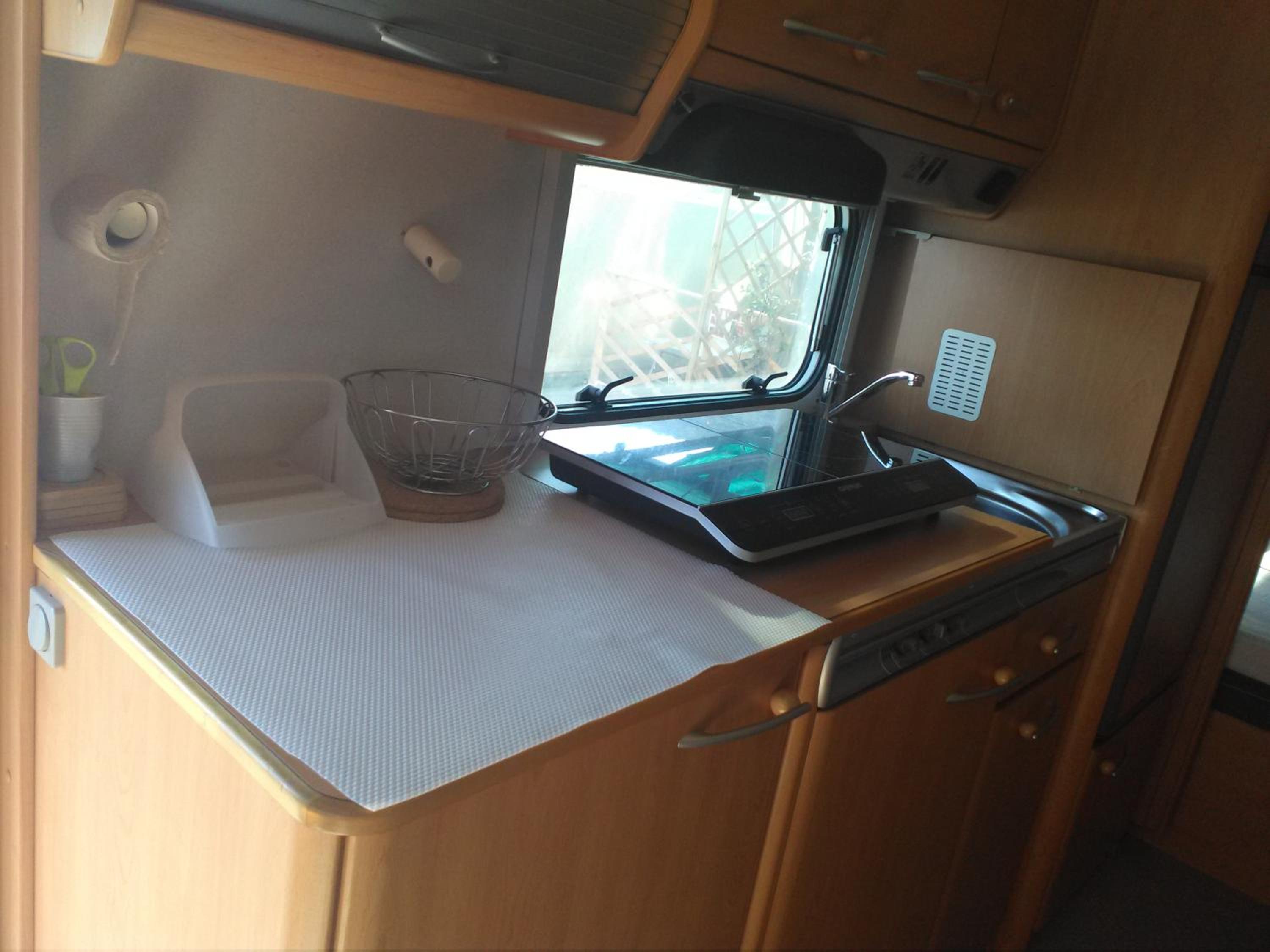 Caravan on the Beach photo 2