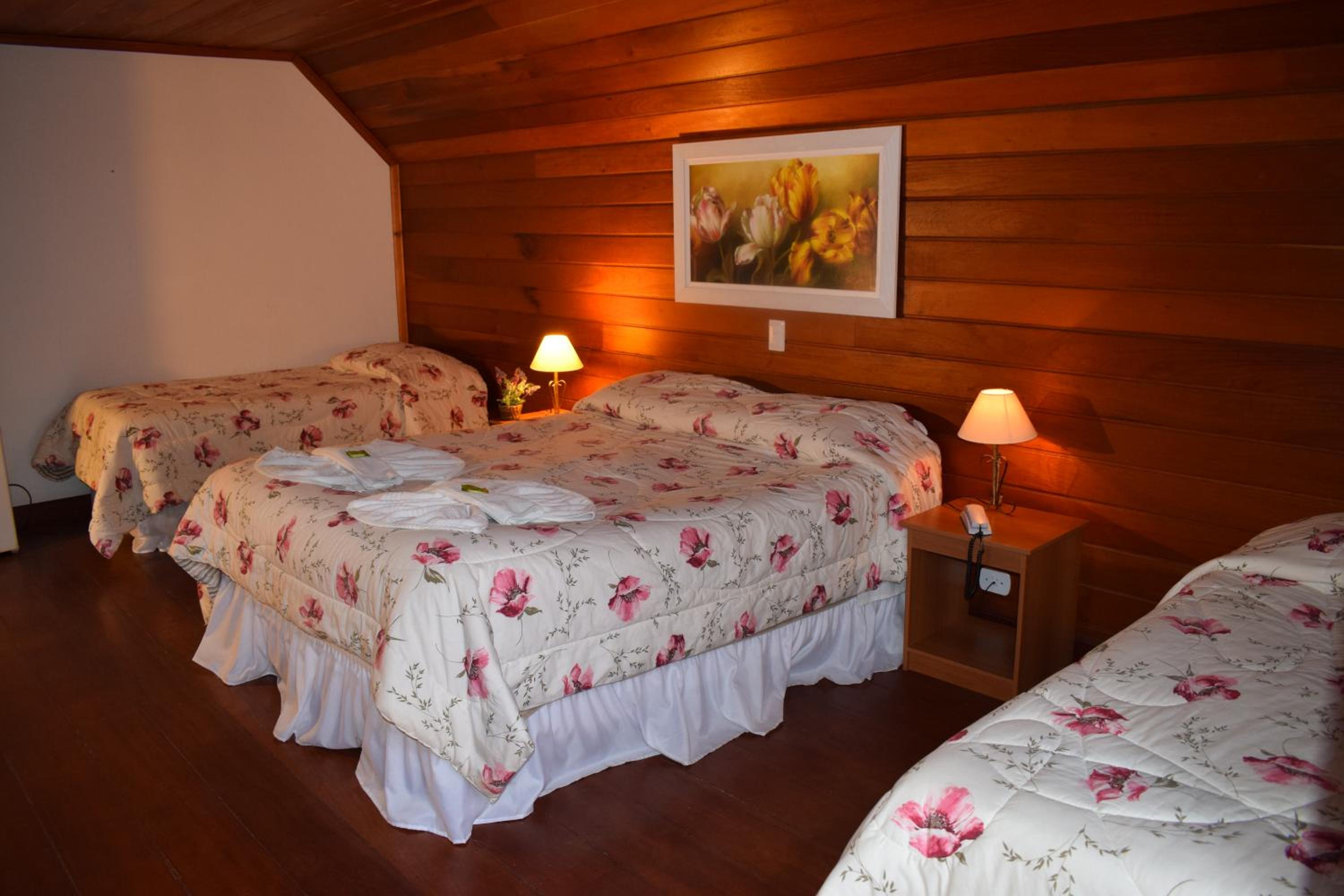 Premium Room - Photo 17