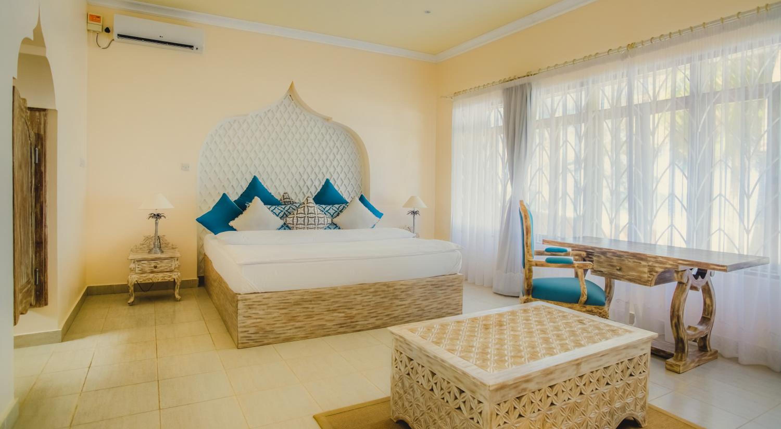 Villa - Beach Front photo 1