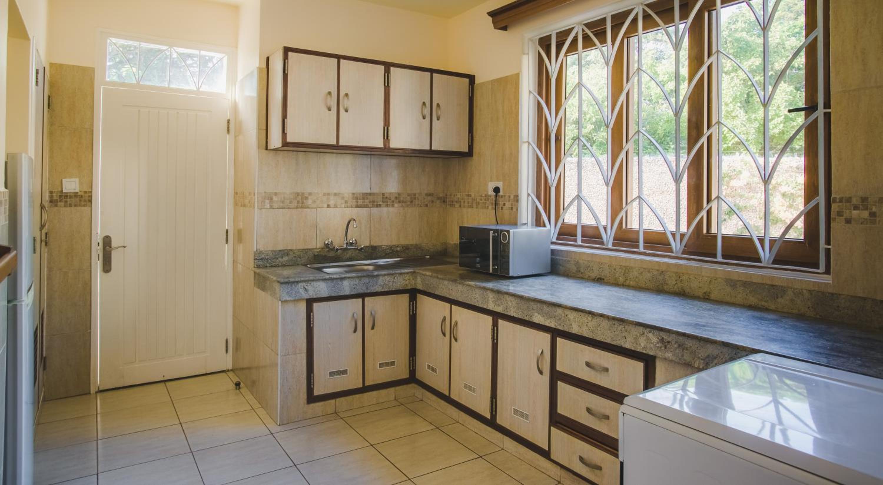 Villa photo 3