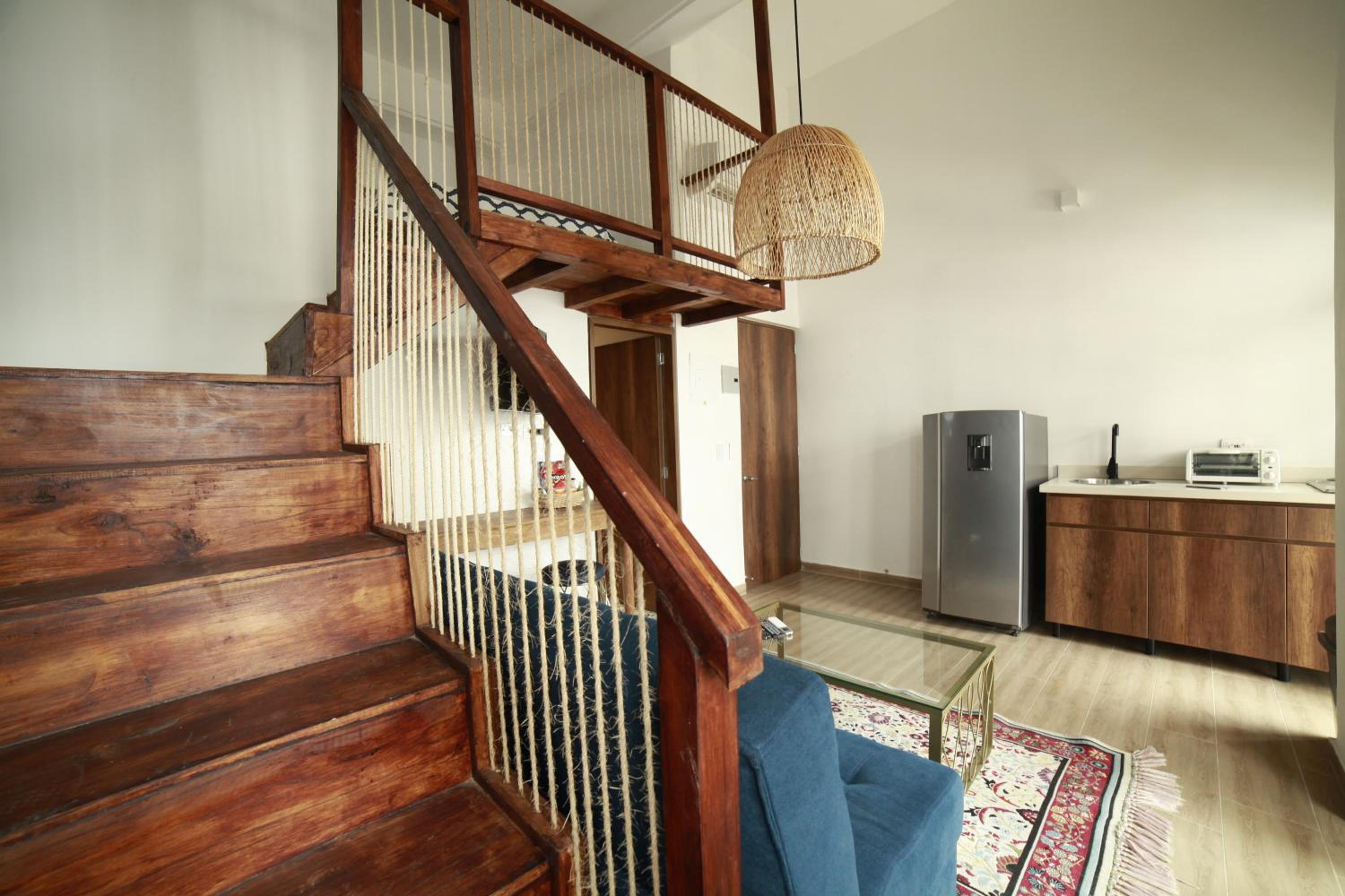 Apartment - Split Level photo 2