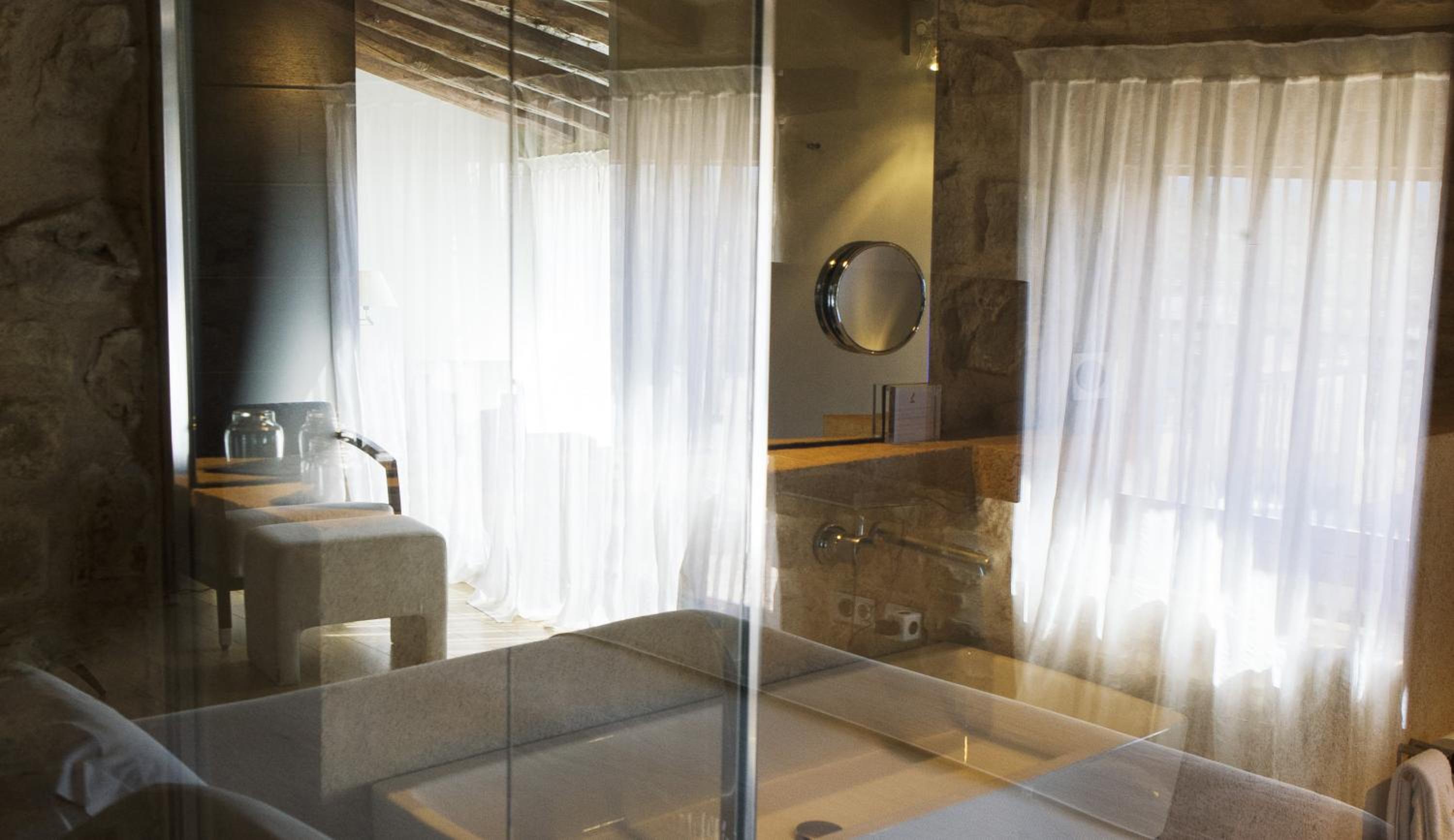 Suite with Balcony photo 2