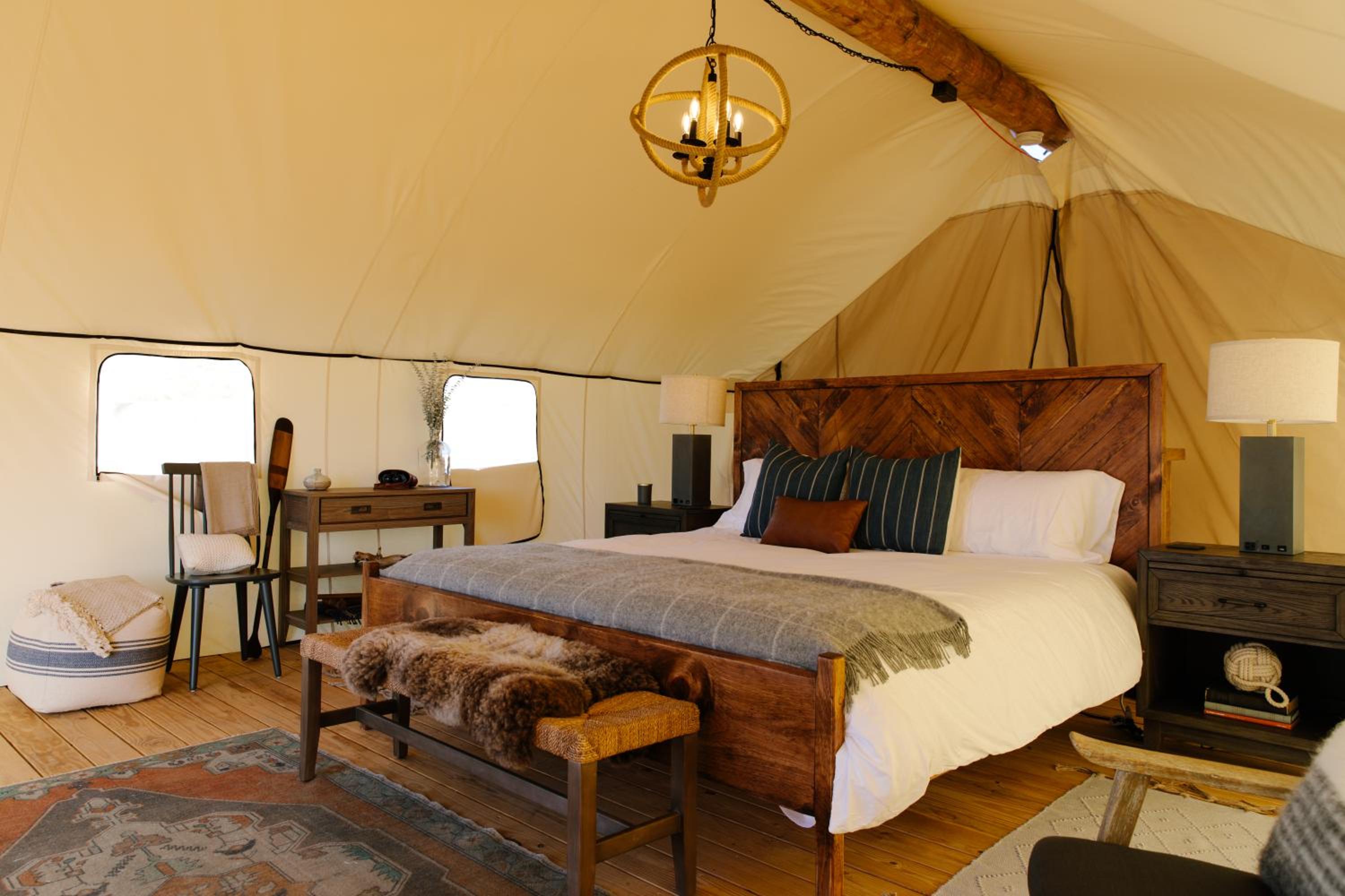 Voyager King Tent