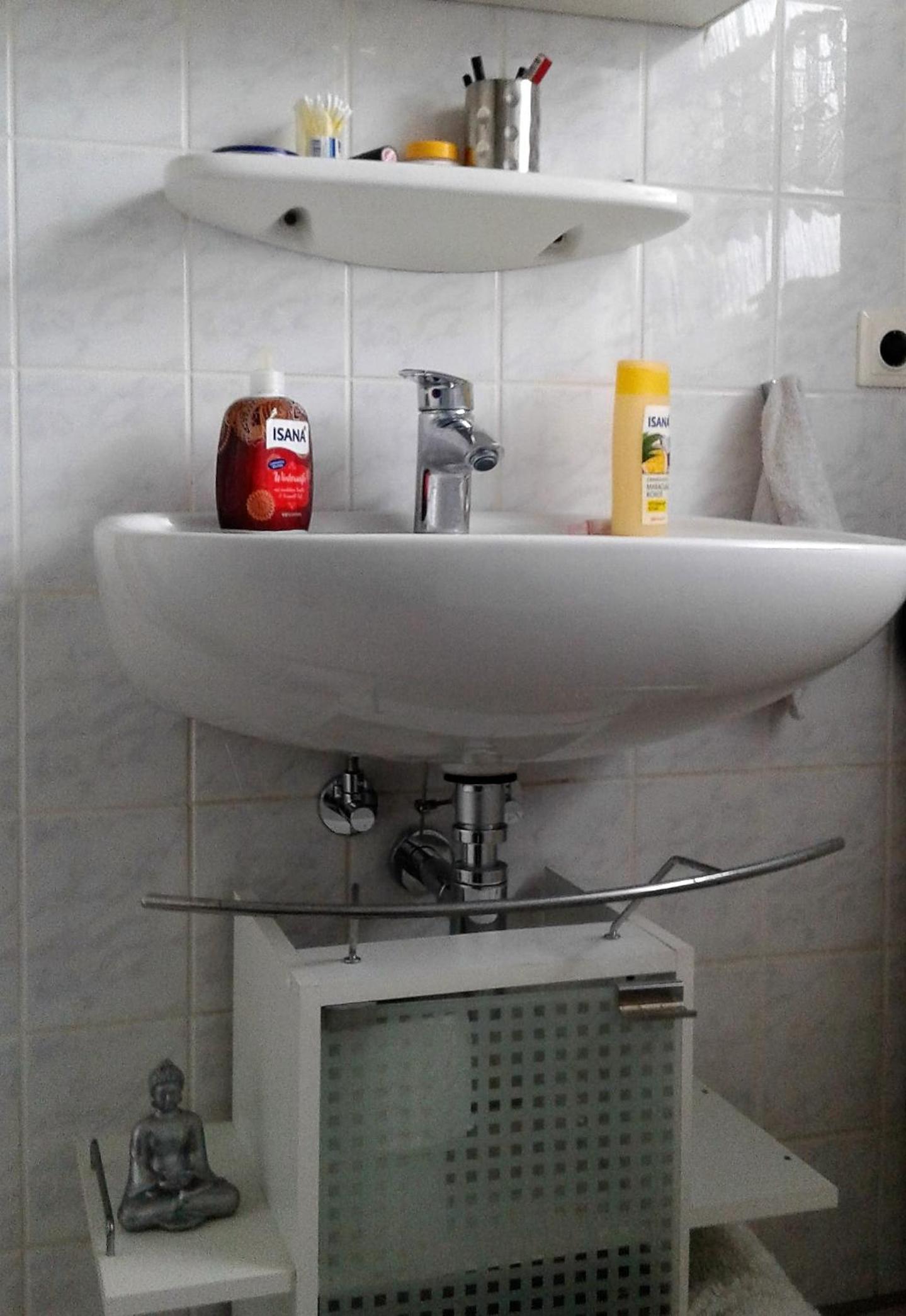 Double Room with Private External Bathroom - Photo 1