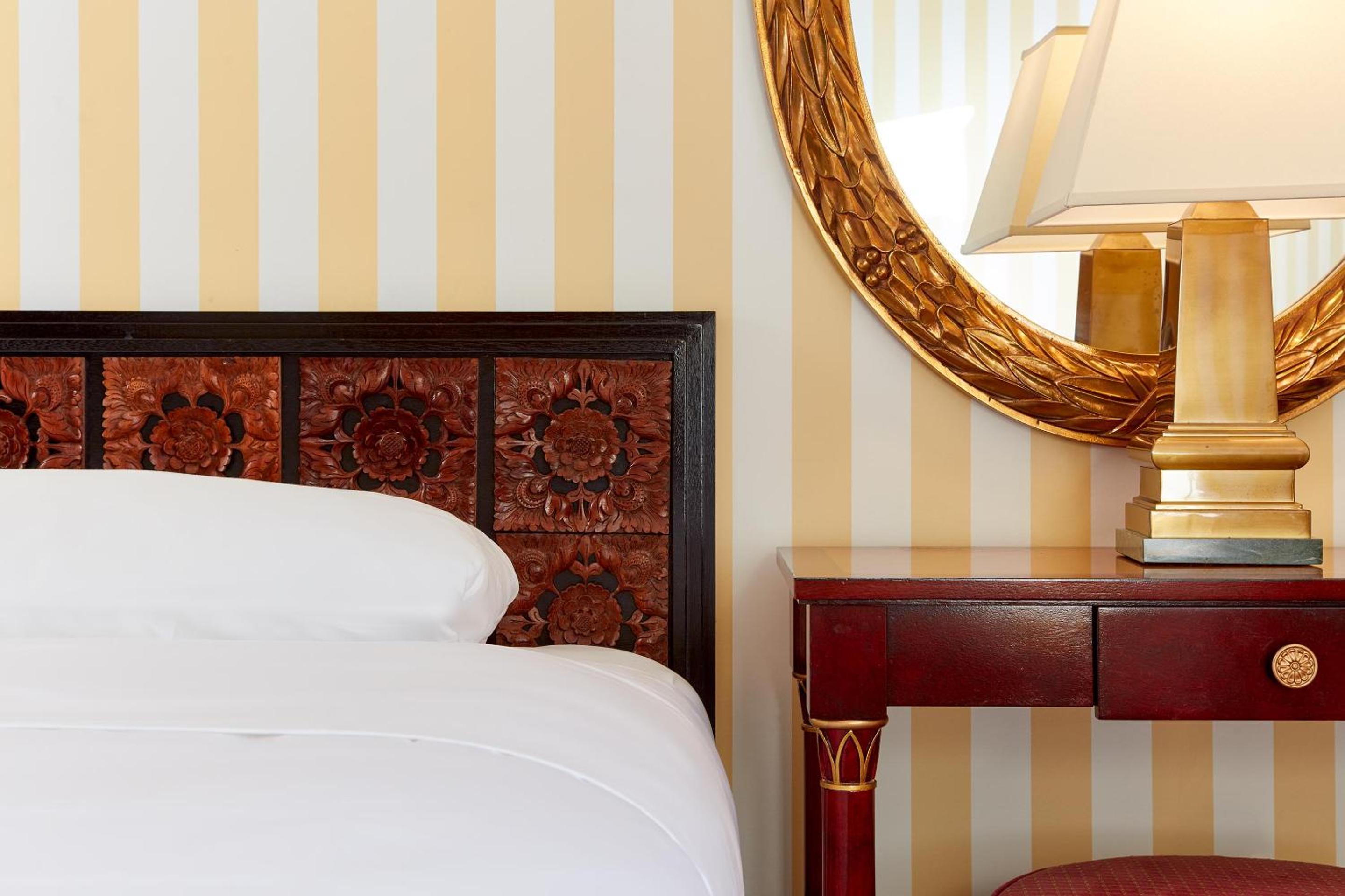 King Suite - Photo 11