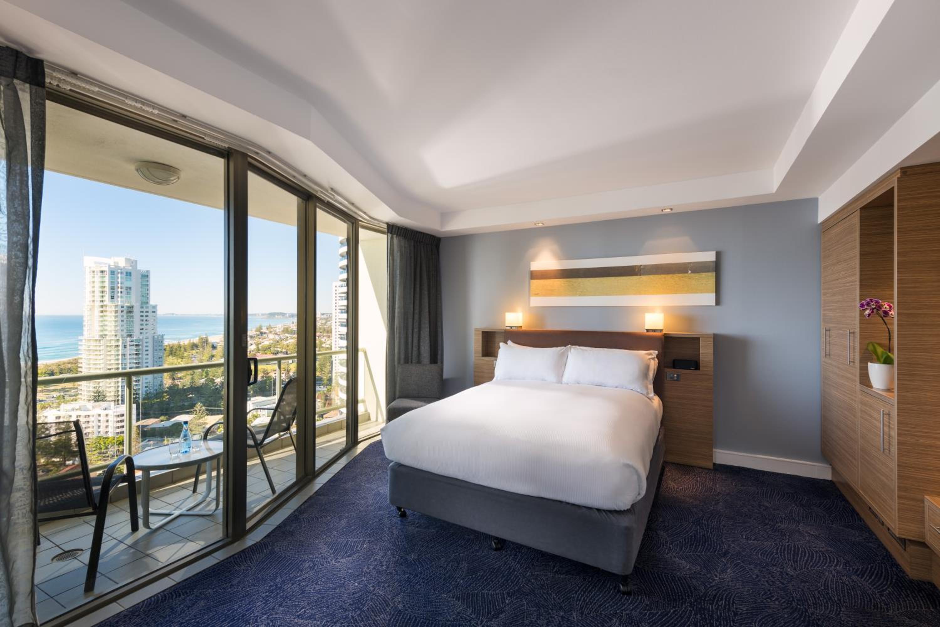 SUPERIOR ROOM, 1 Queen Size Bed, Ocean Views - Photo 1