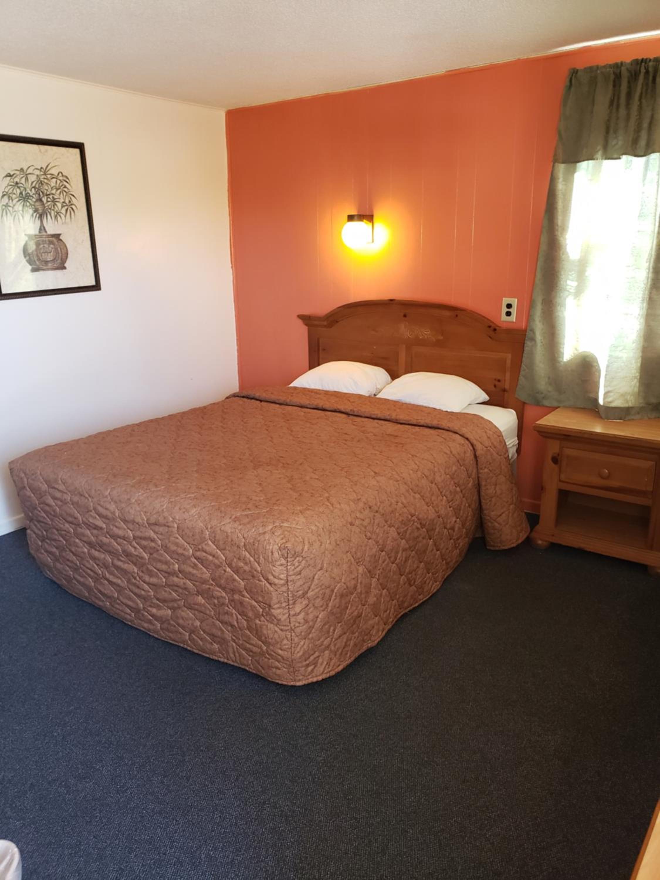 Queen Room - Photo 1