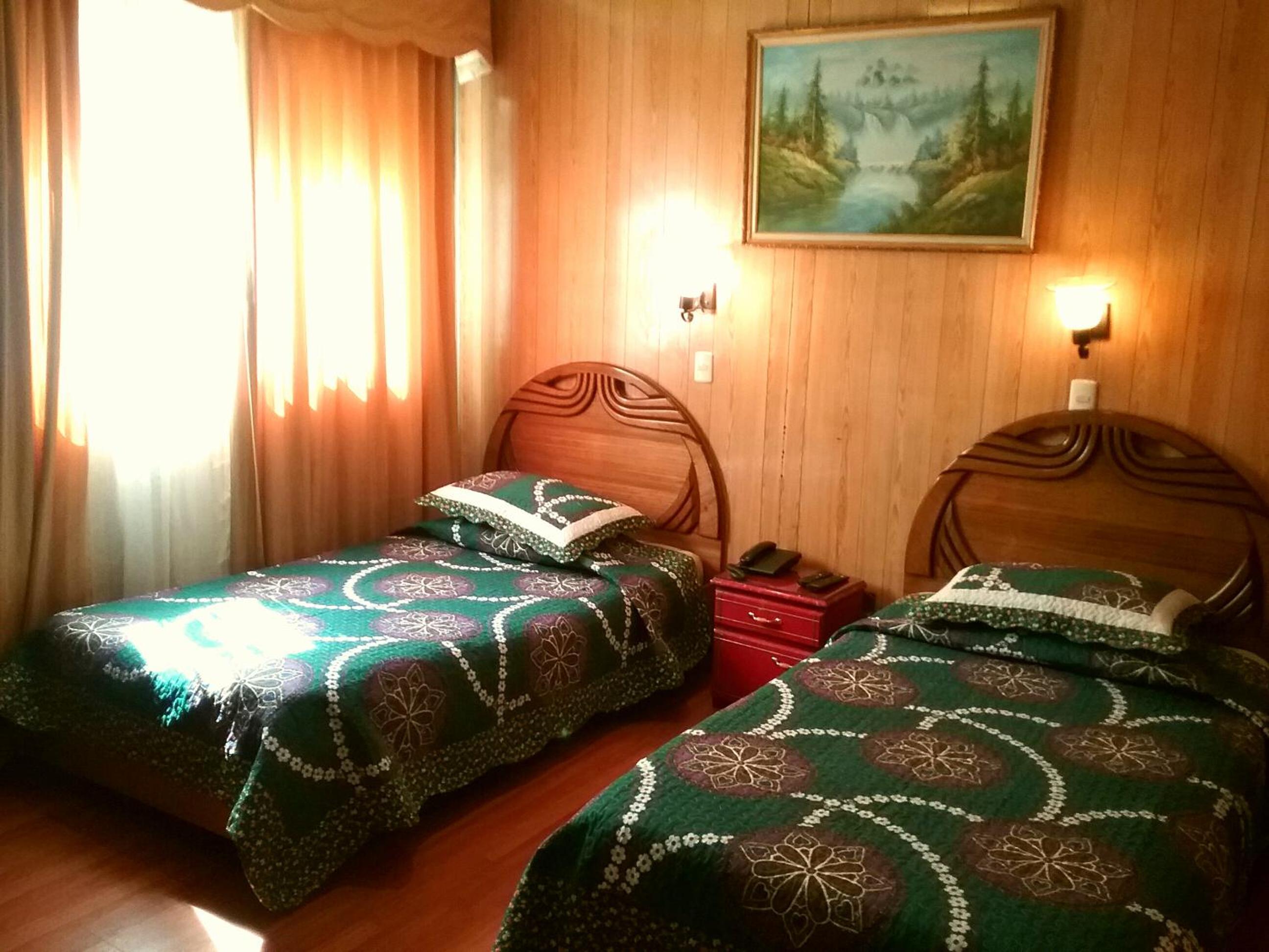 Twin Room with Private Bathroom