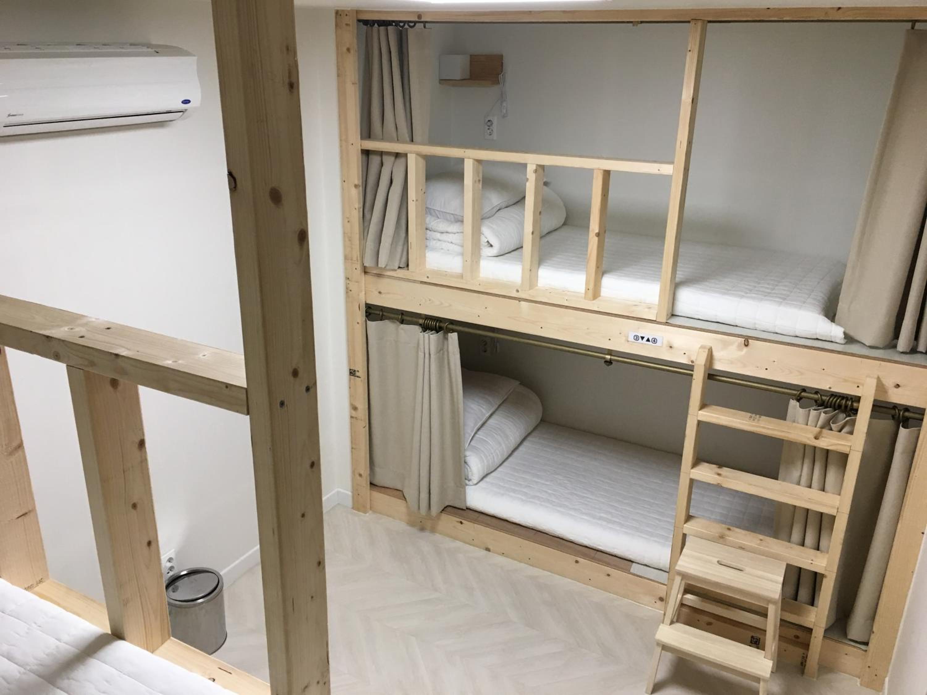 Bed in 4-Bed Female Dormitory Room photo 2