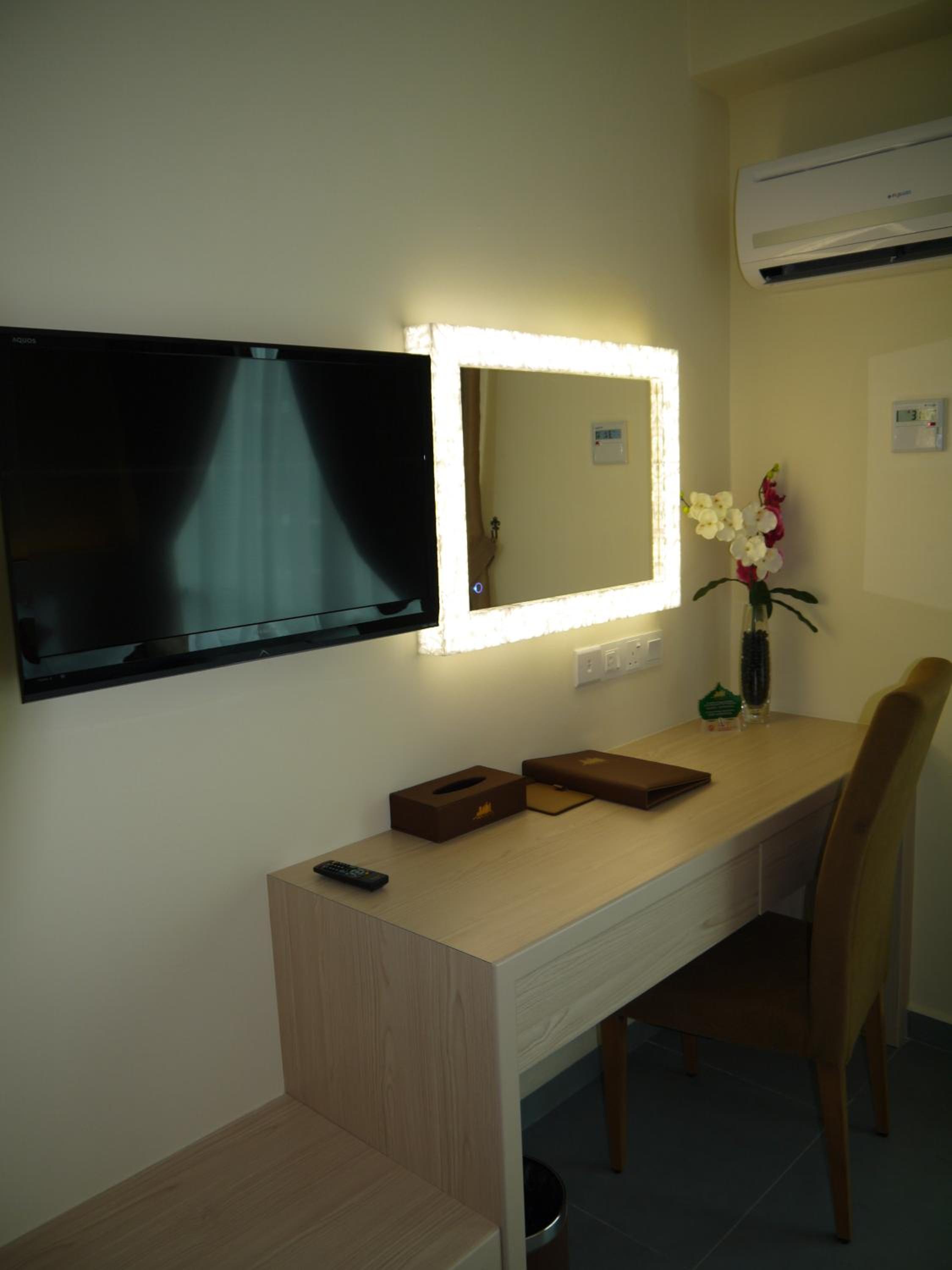 Deluxe Twin Room photo 3