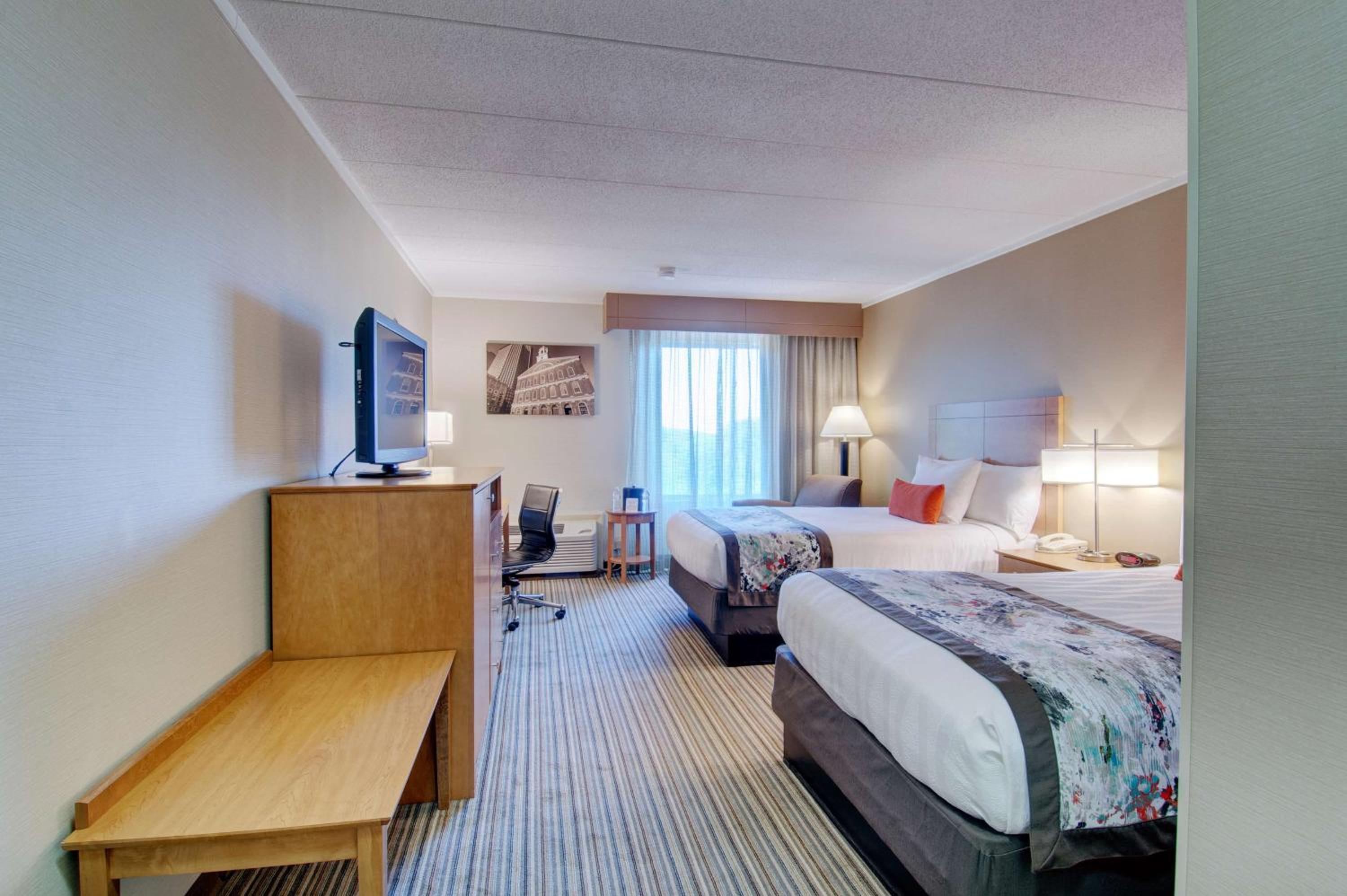 Double Room With Two Double Beds - Photo 4