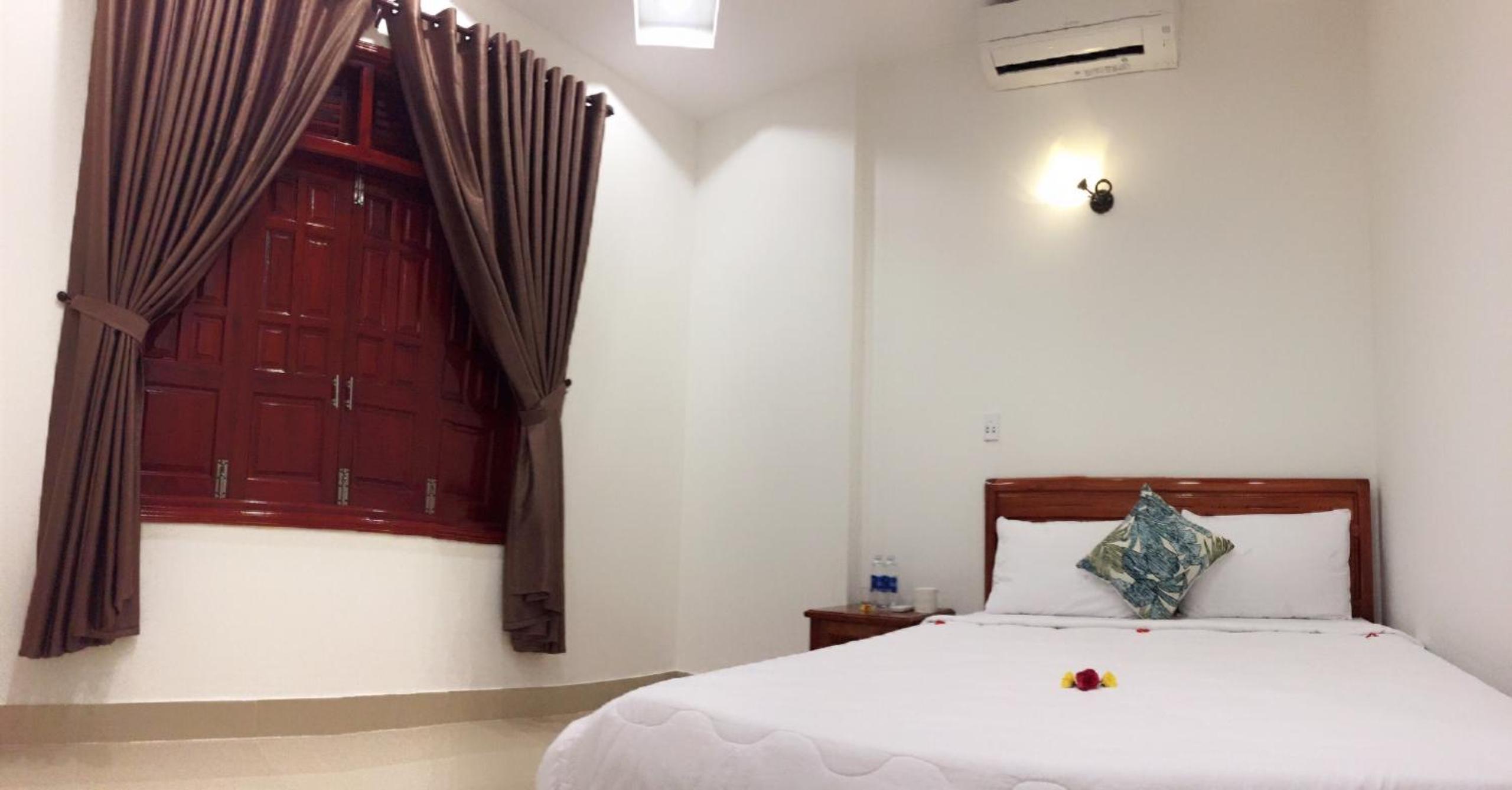 Double Room - Photo 4