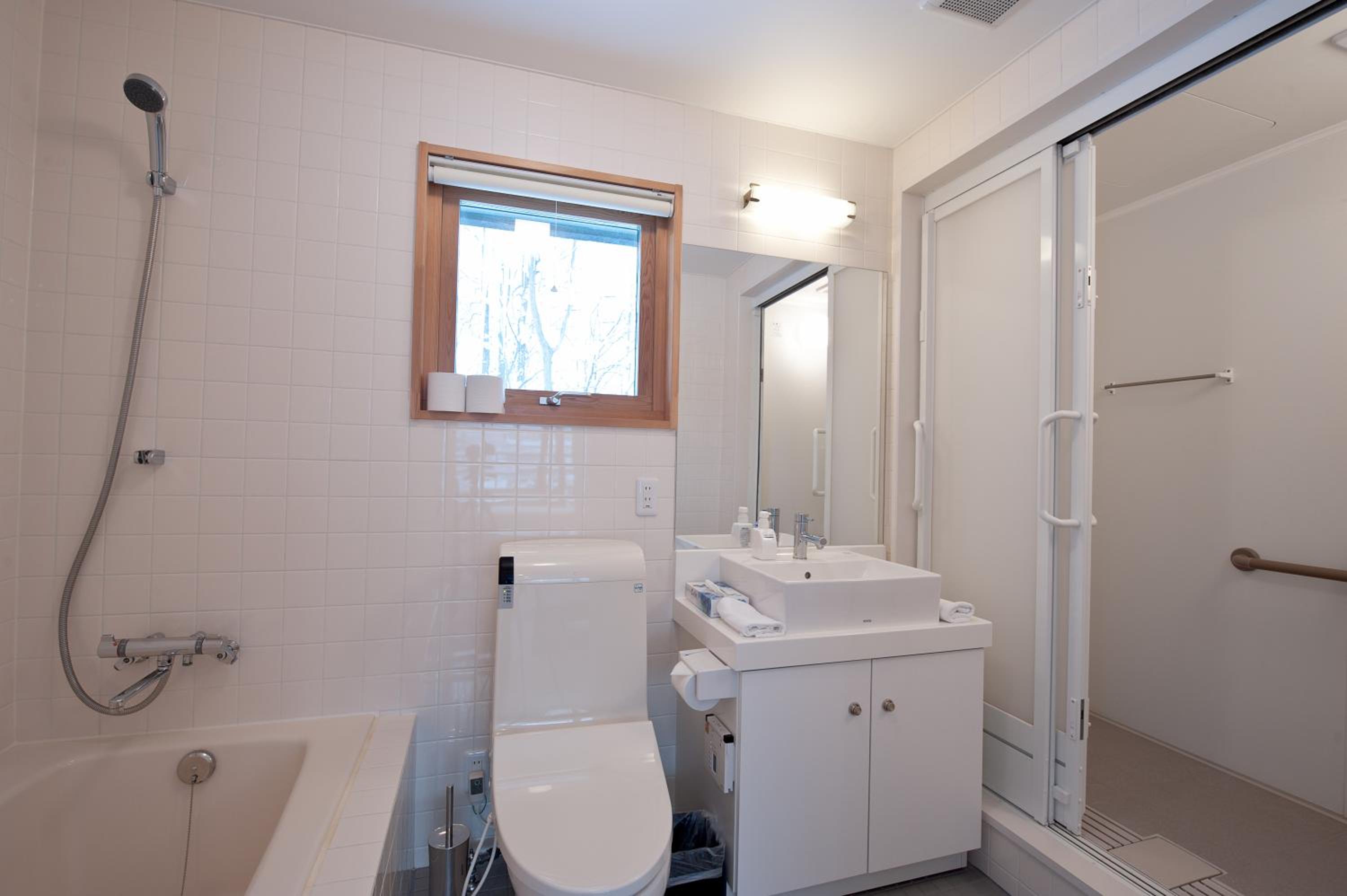 Three-Bedroom Apartment (6 Adults) photo 3