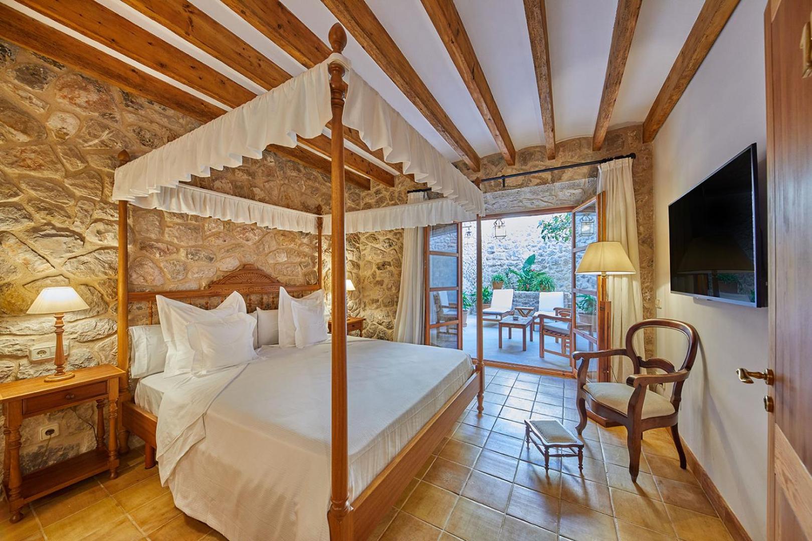 Habitación Doble con Terraza y Bañera de Hidromasaje - Anexo
