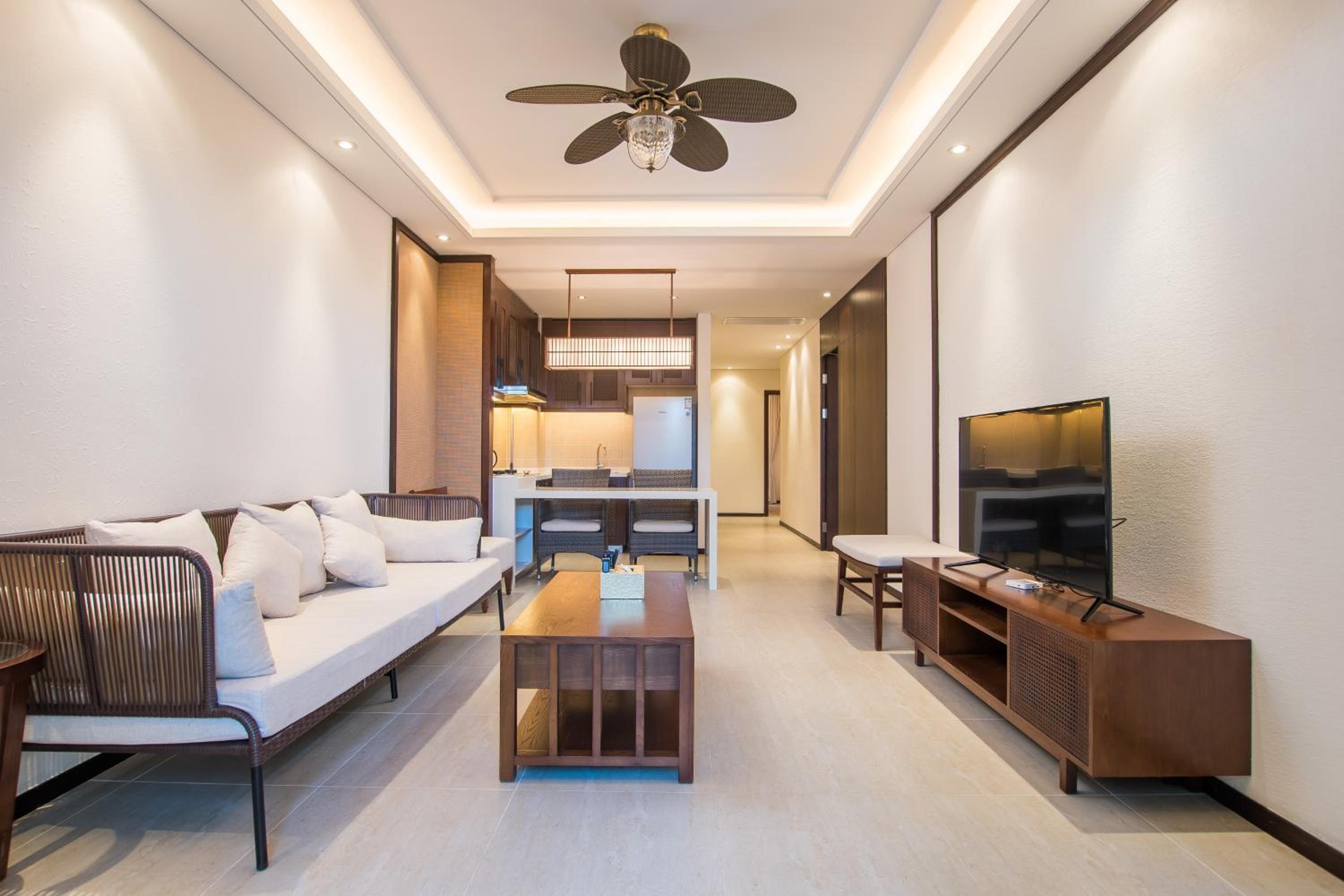 Three-Bedroom Villa - Photo 17