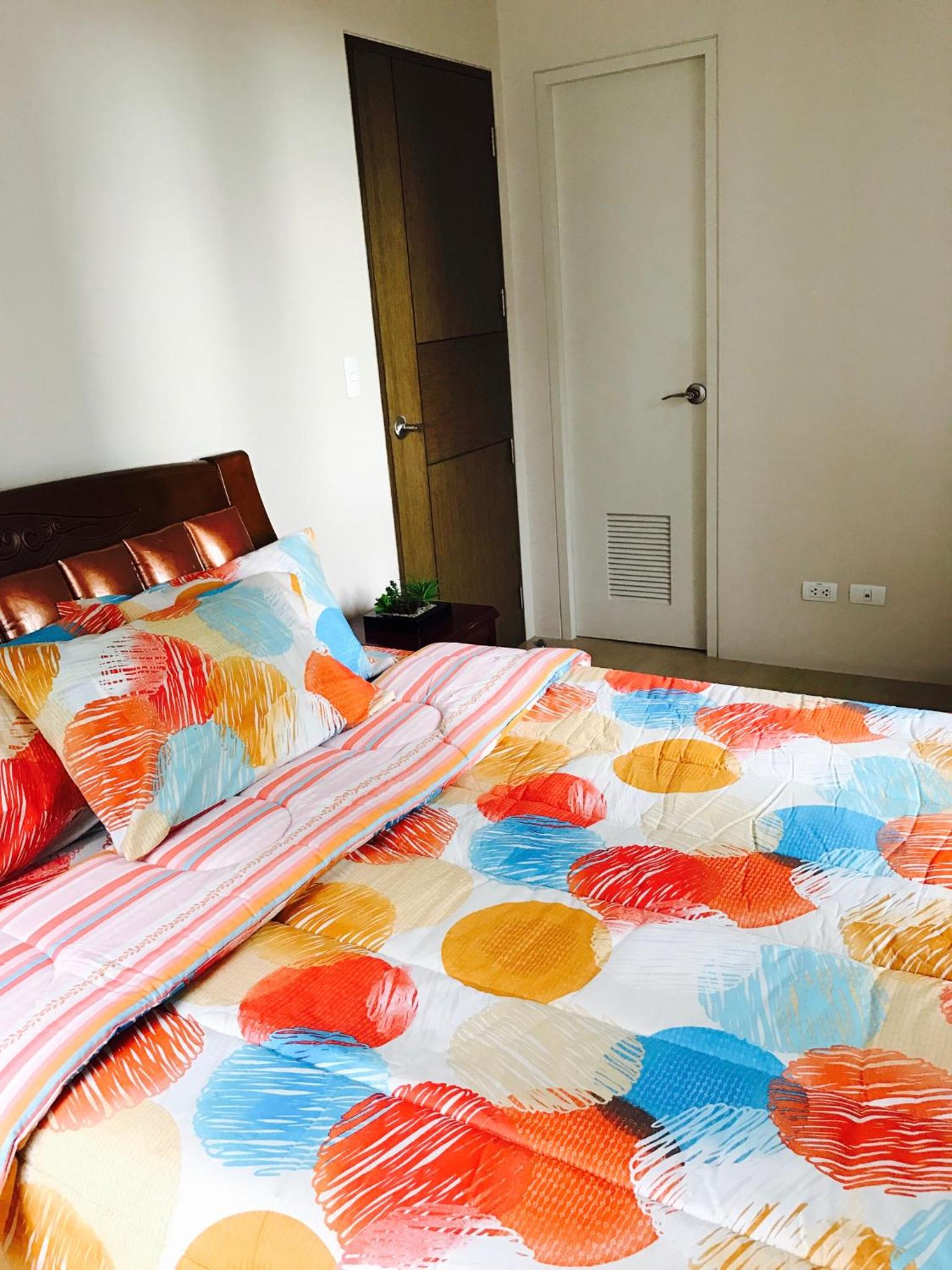 Two-Bedroom Apartment - Photo 12