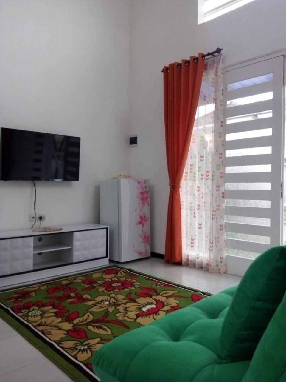 Two-Bedroom Villa - Photo 8