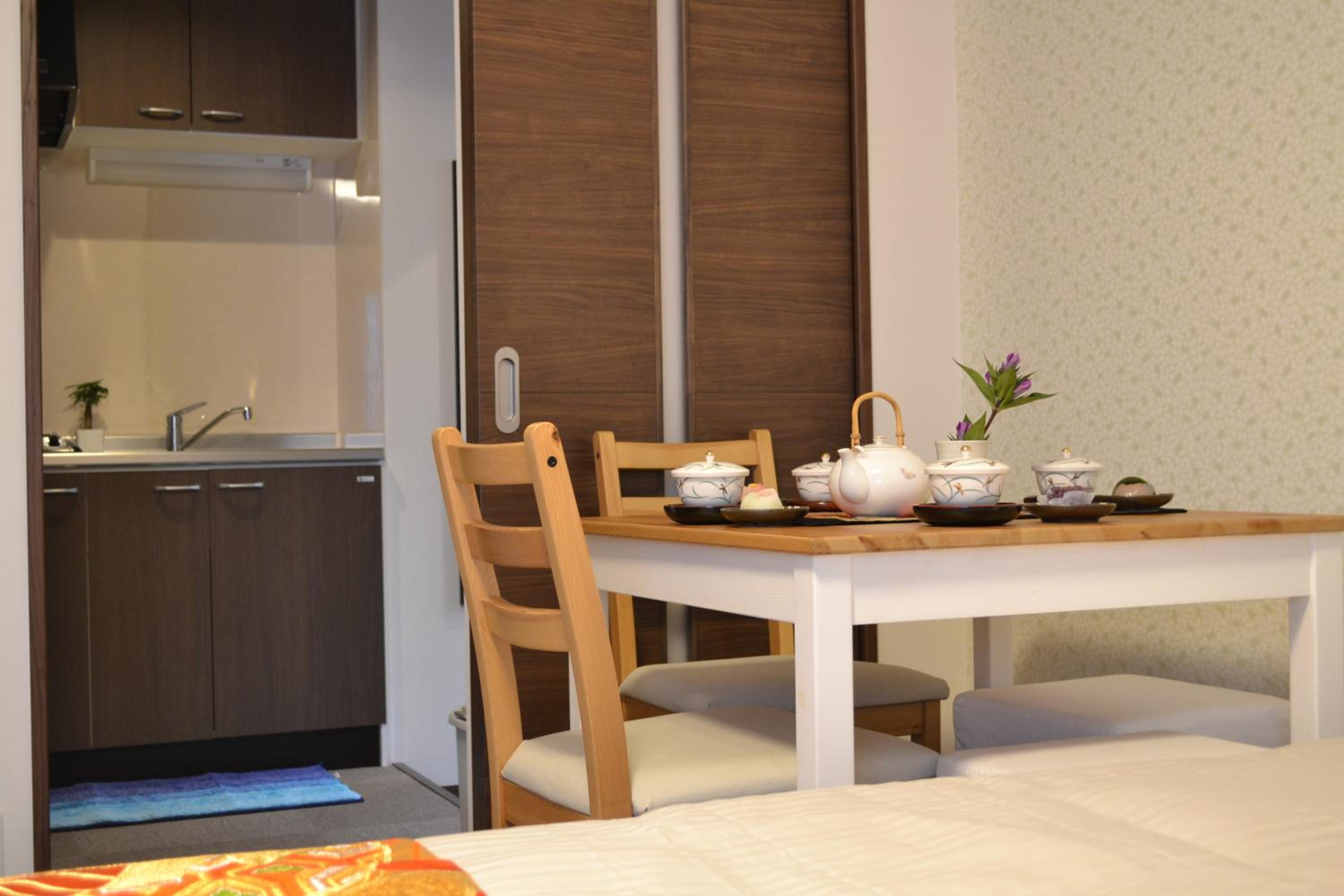 Standard Quadruple Room - Photo 9
