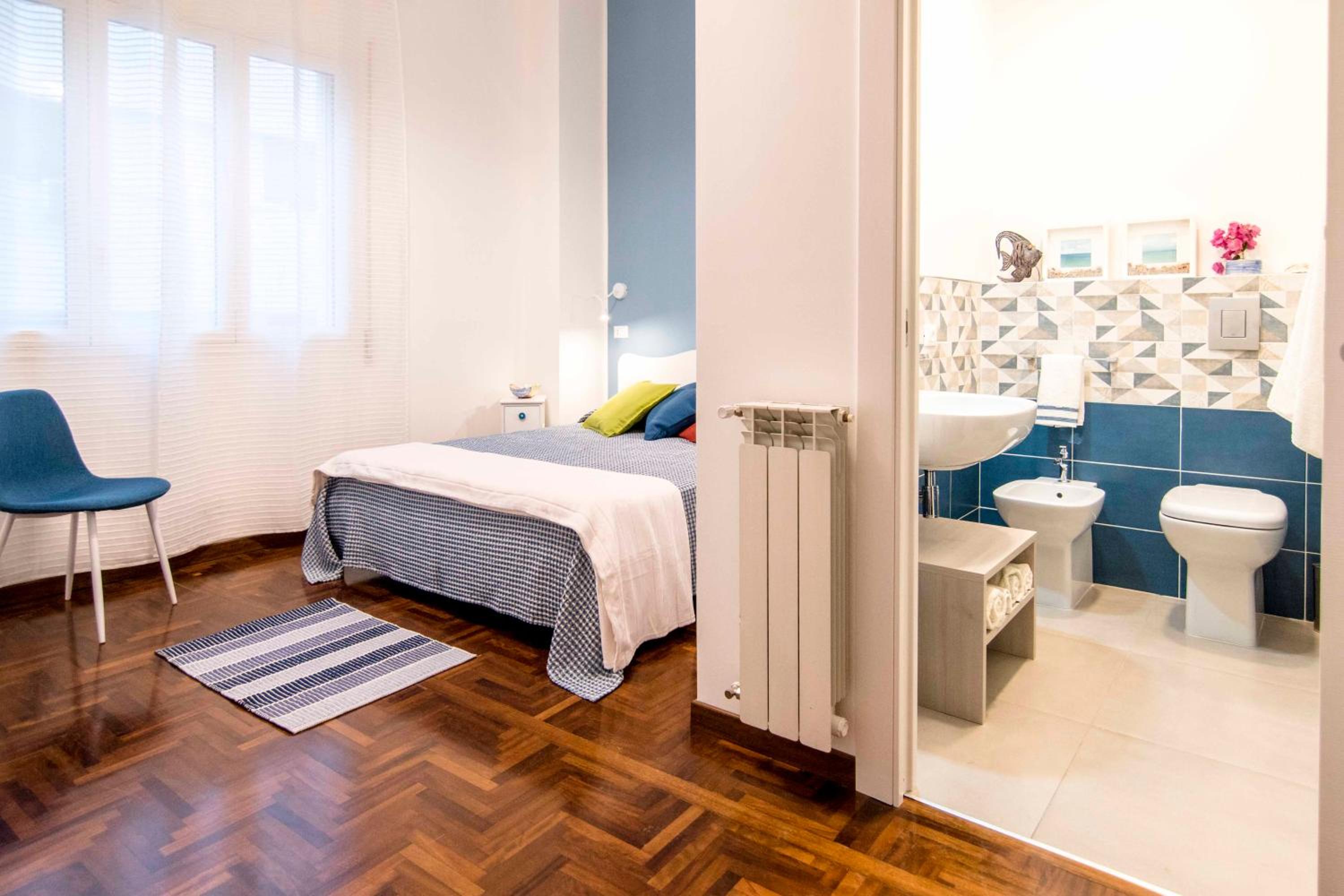 Double Room with Private Bathroom photo 3