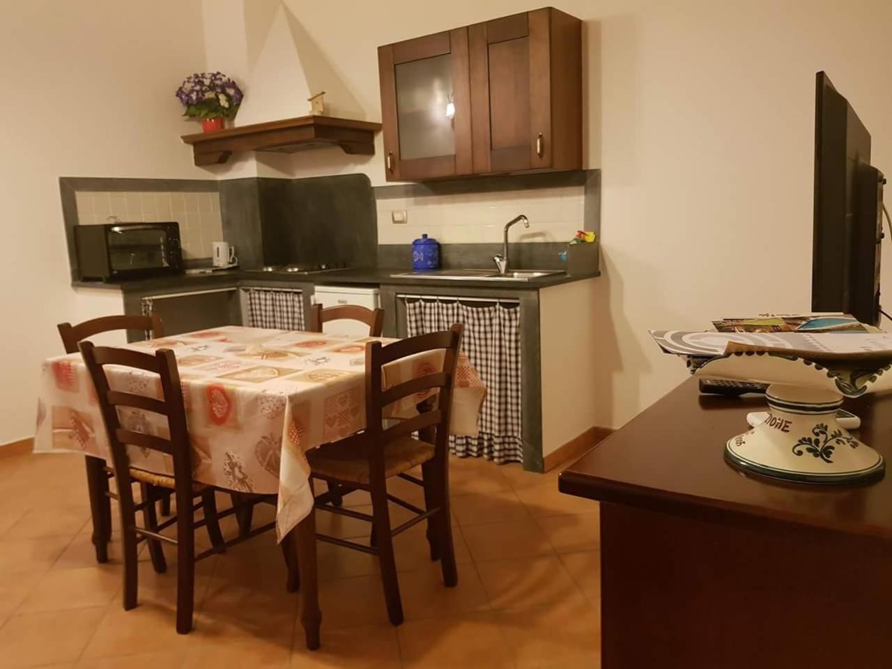 One-Bedroom House photo 3