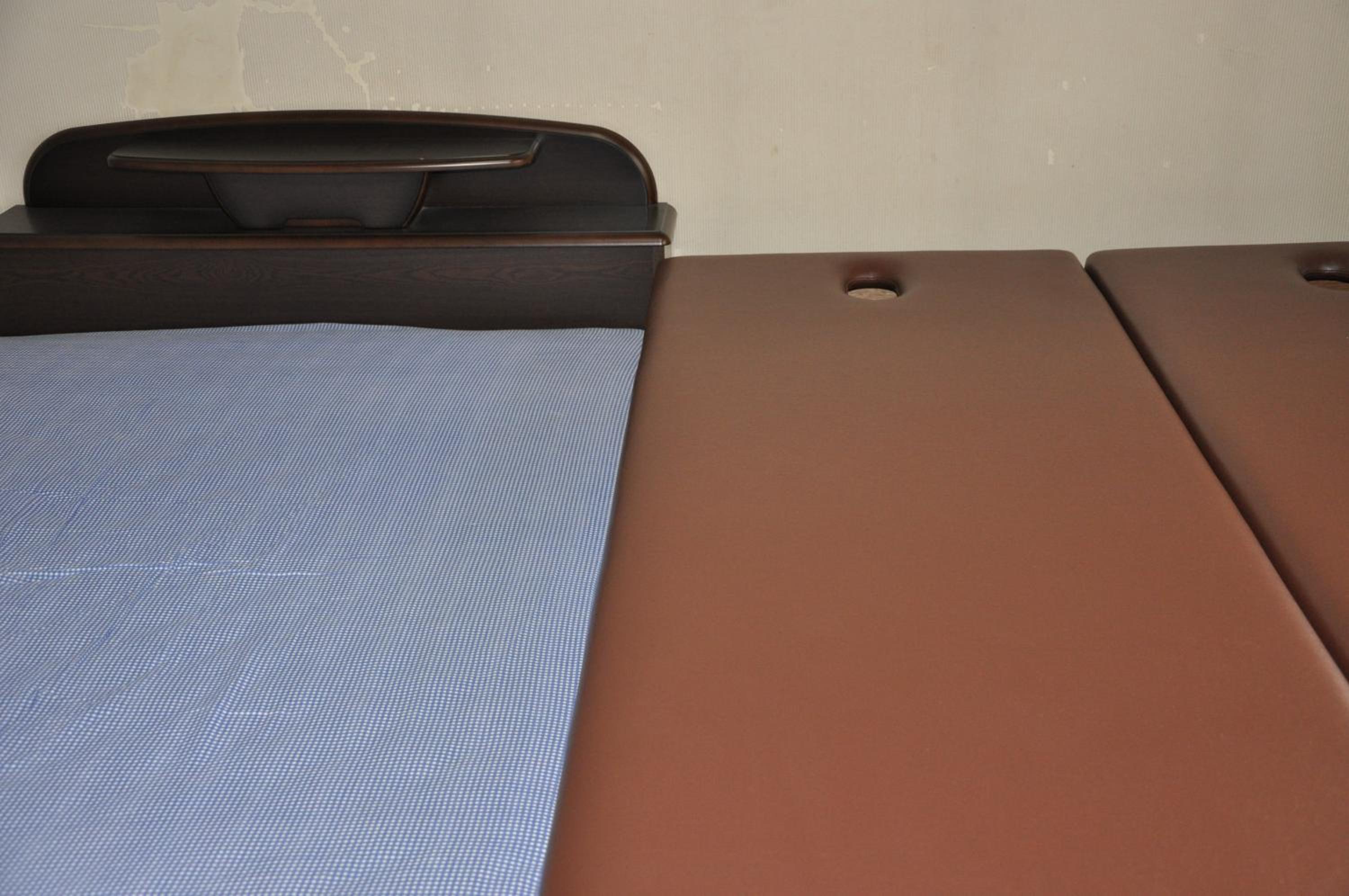 One-Bedroom Apartment - Photo 13