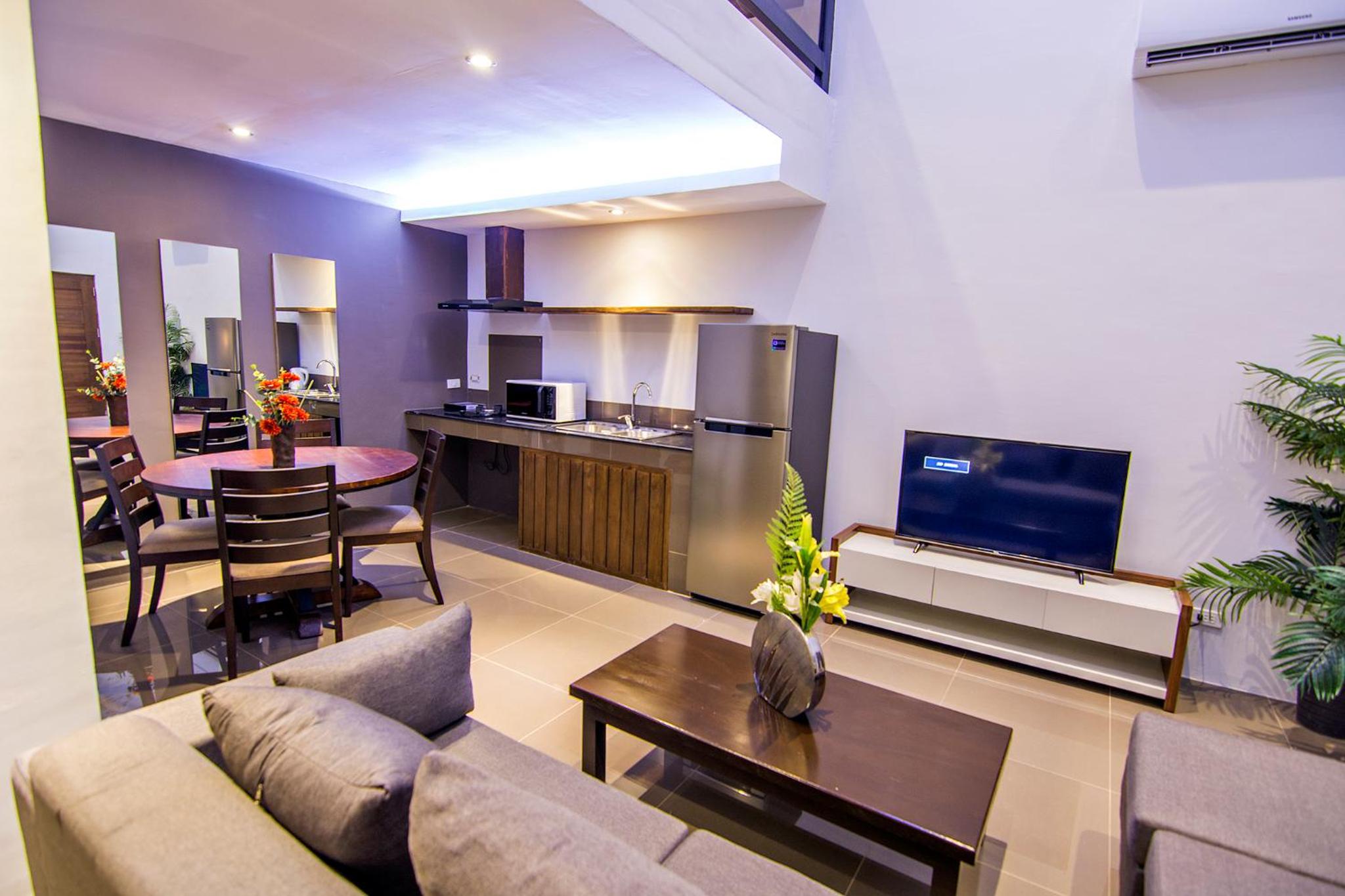Deluxe Suite photo 2
