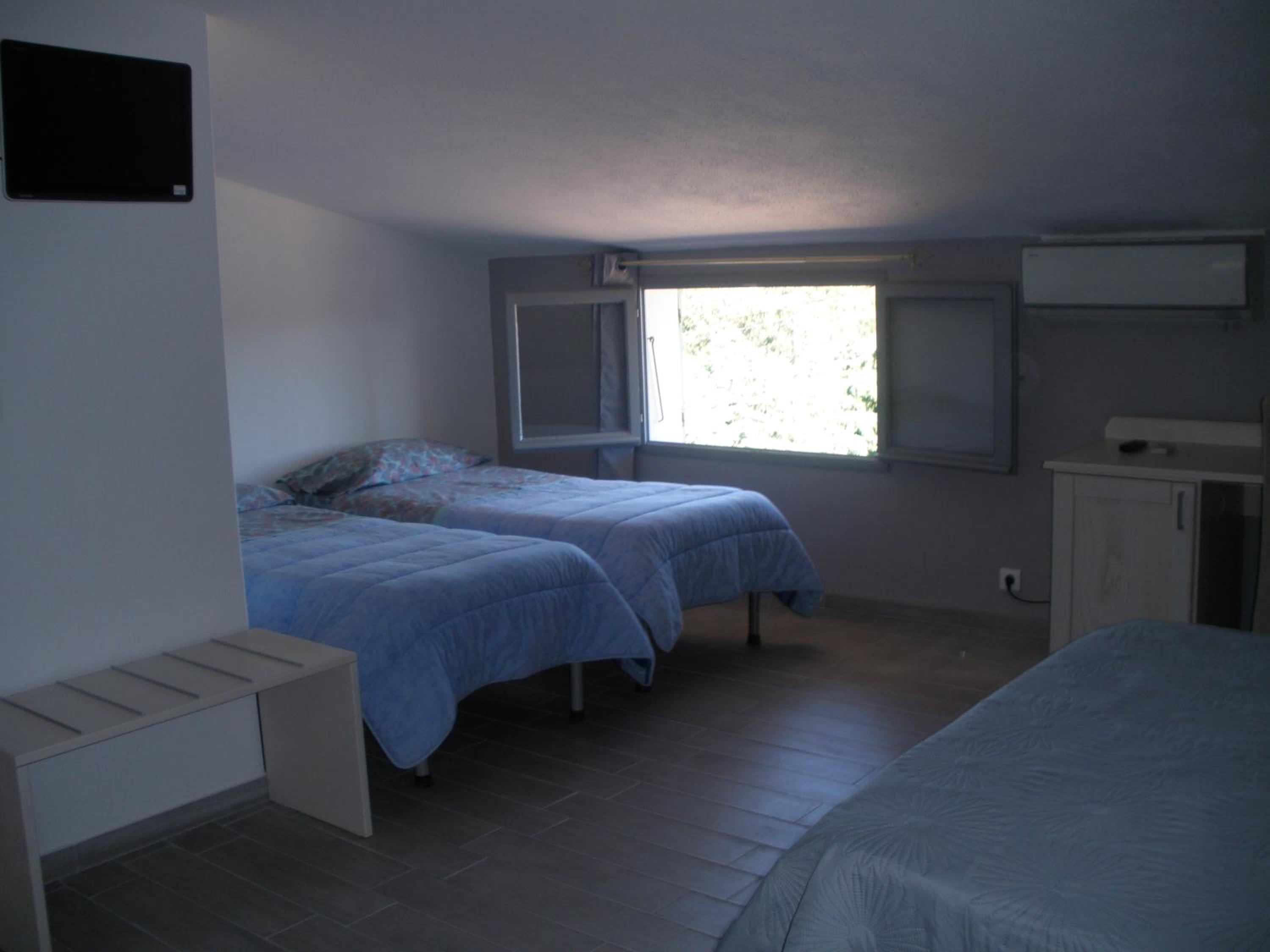 Quadruple Room photo 2